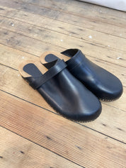 Isabel Marant Black Clogs (39)