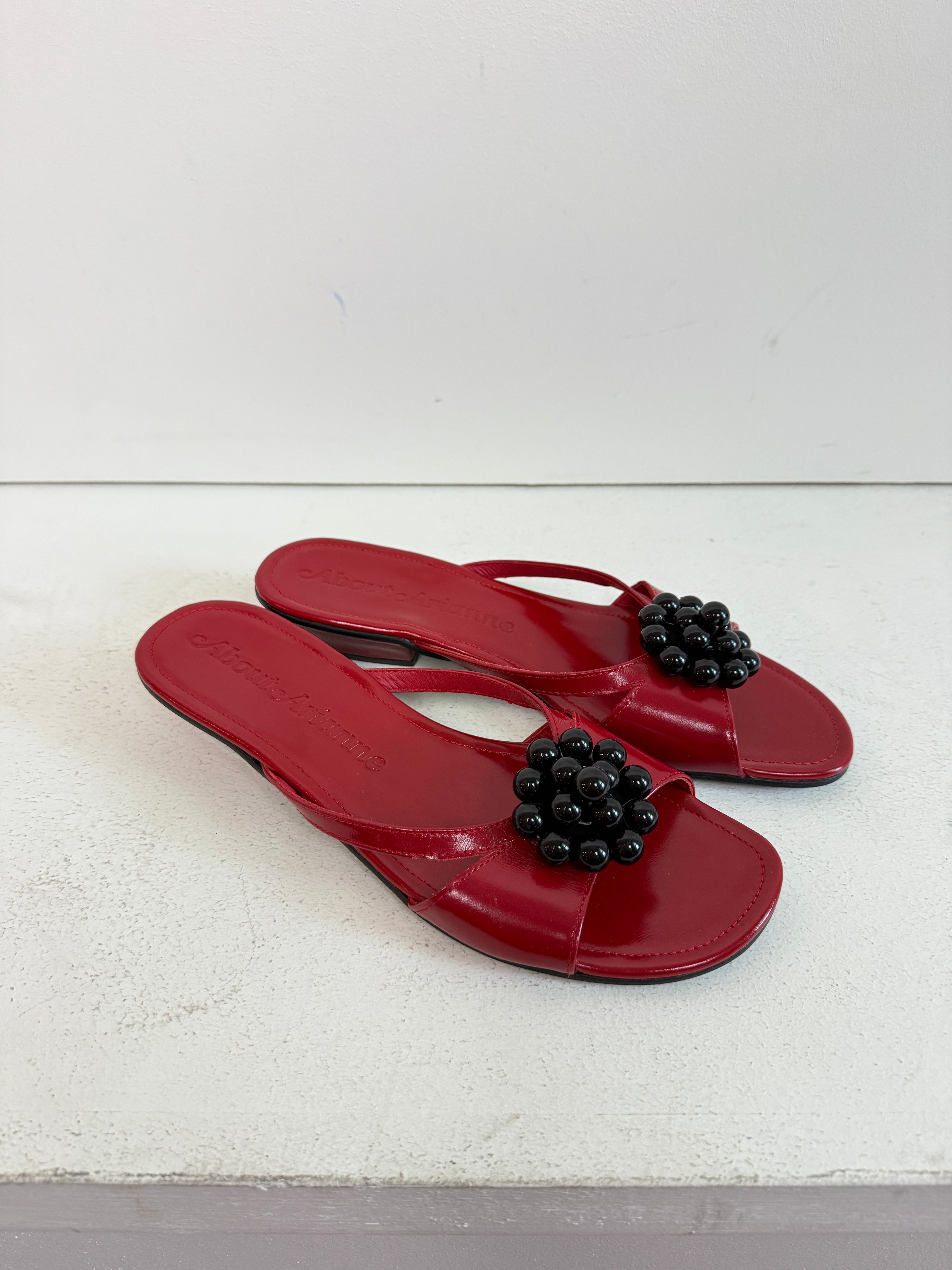 About Arianne Flora Red Heel (40)