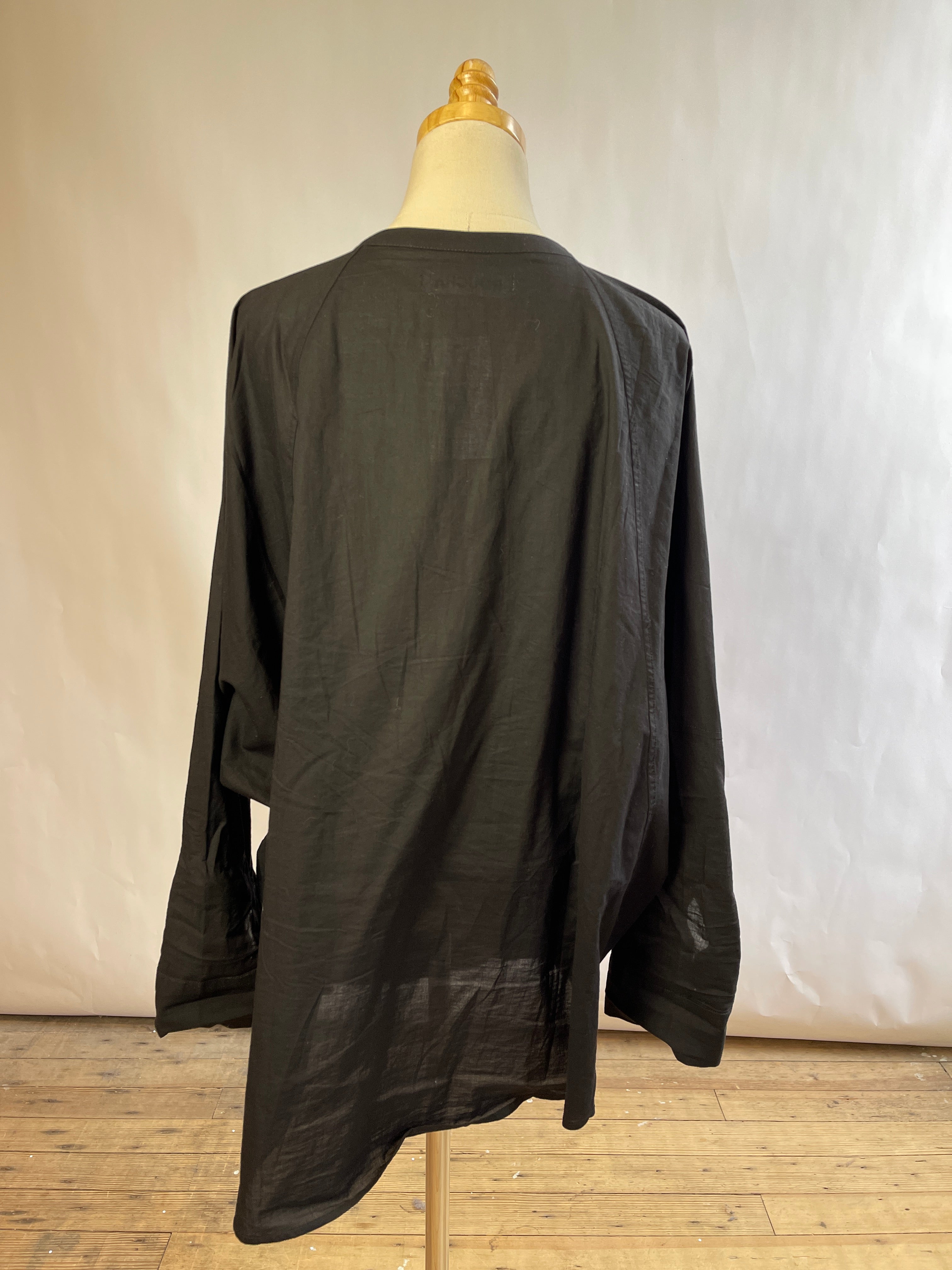 Roucha Black Button Down (XL)