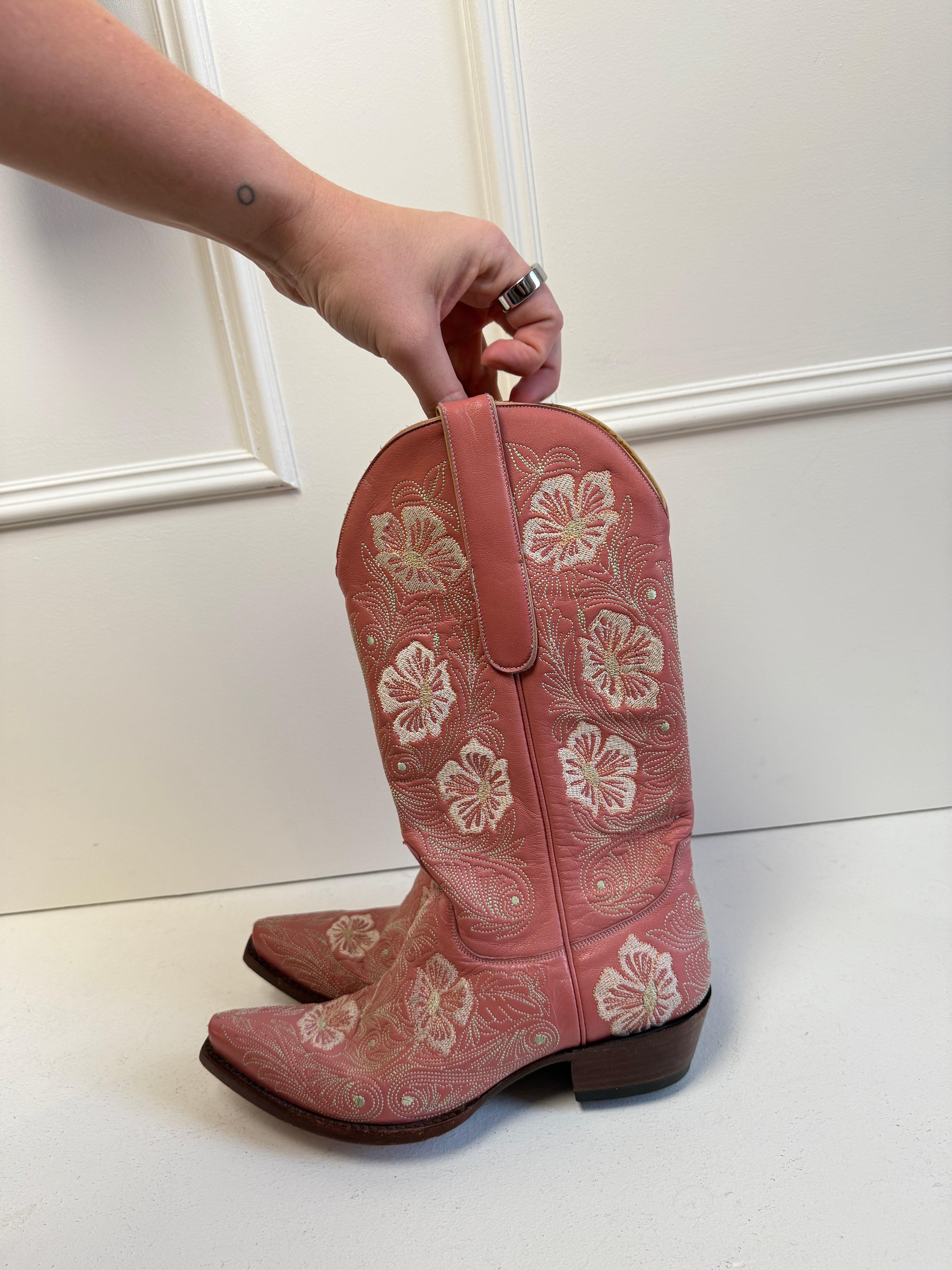 Old Gringo Pink Embroidered Western Boots (8)
