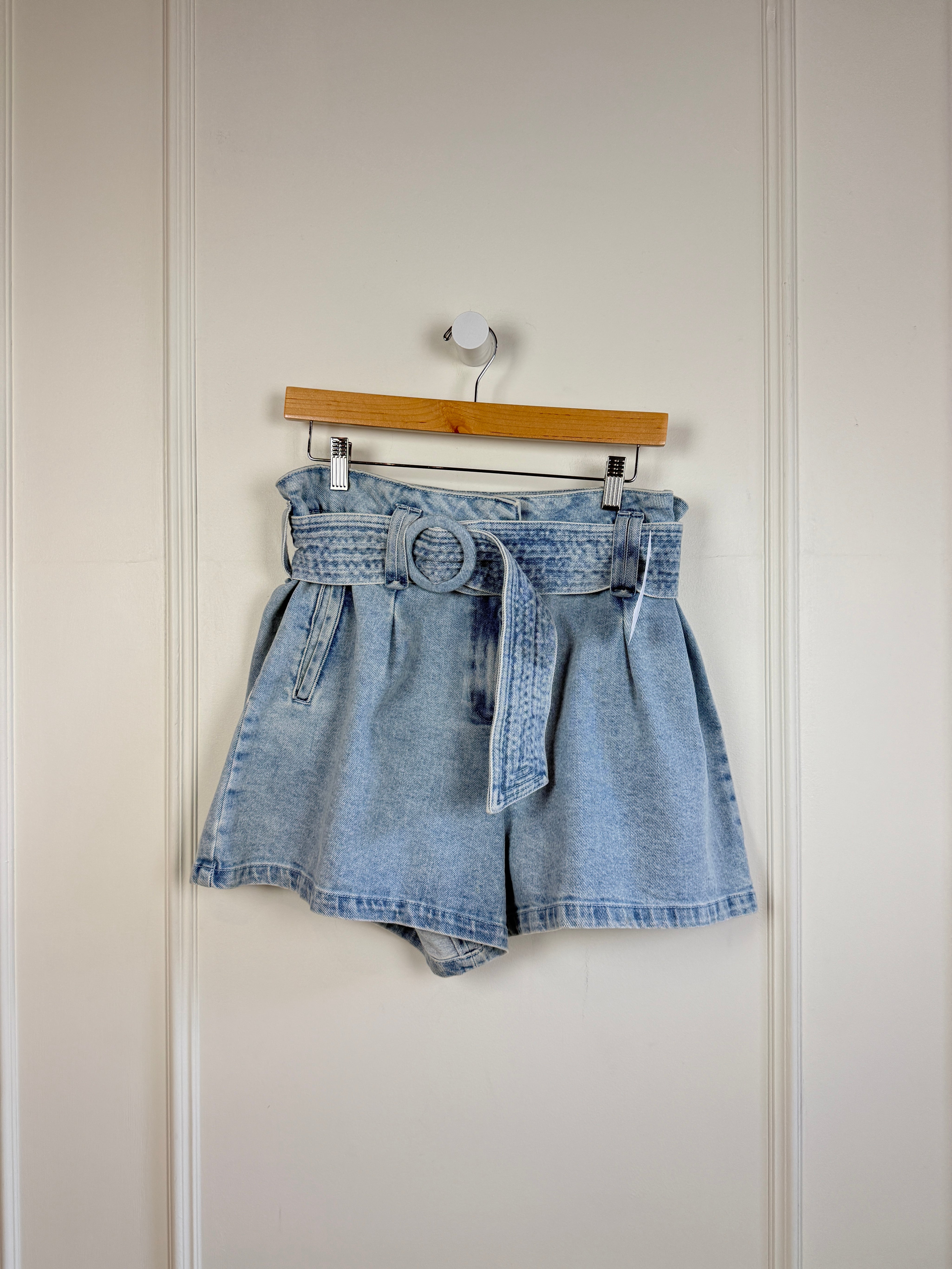 Sezane Light Denim Shorts (L/42)