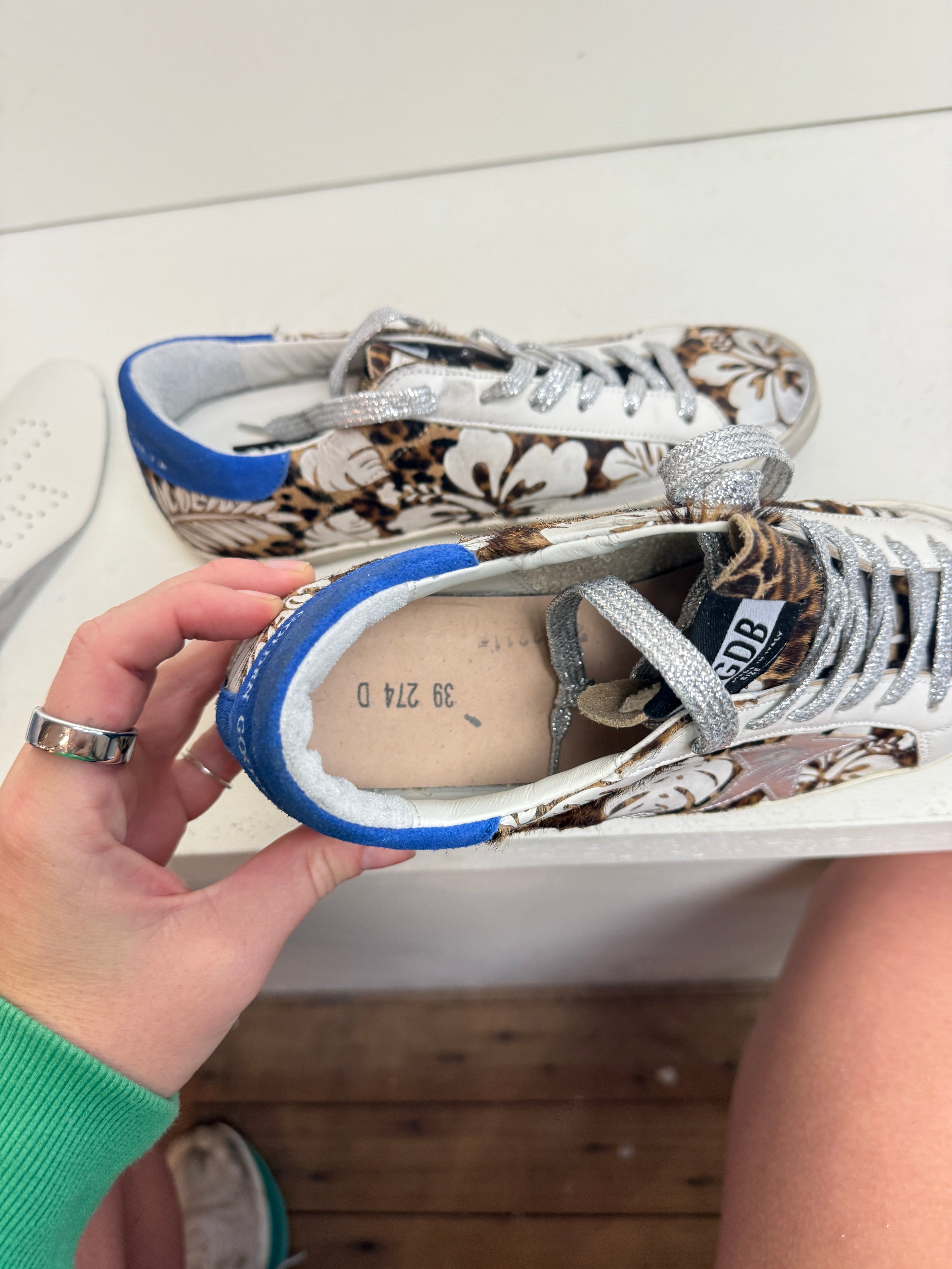 Golden Goose Leopard Horsy Hibiscus (39)