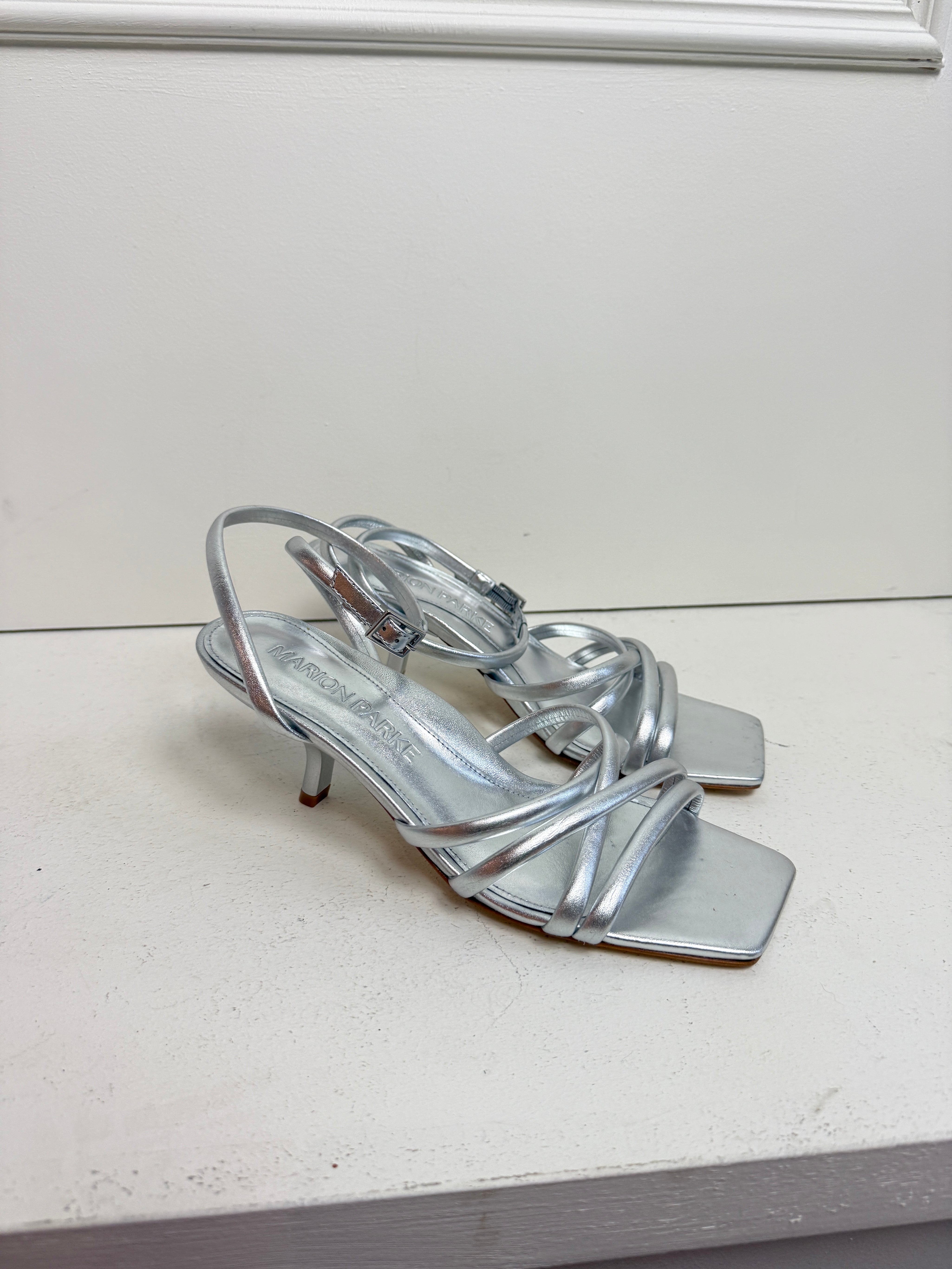 Marion Parke Clara Angled Silver Heel (39)