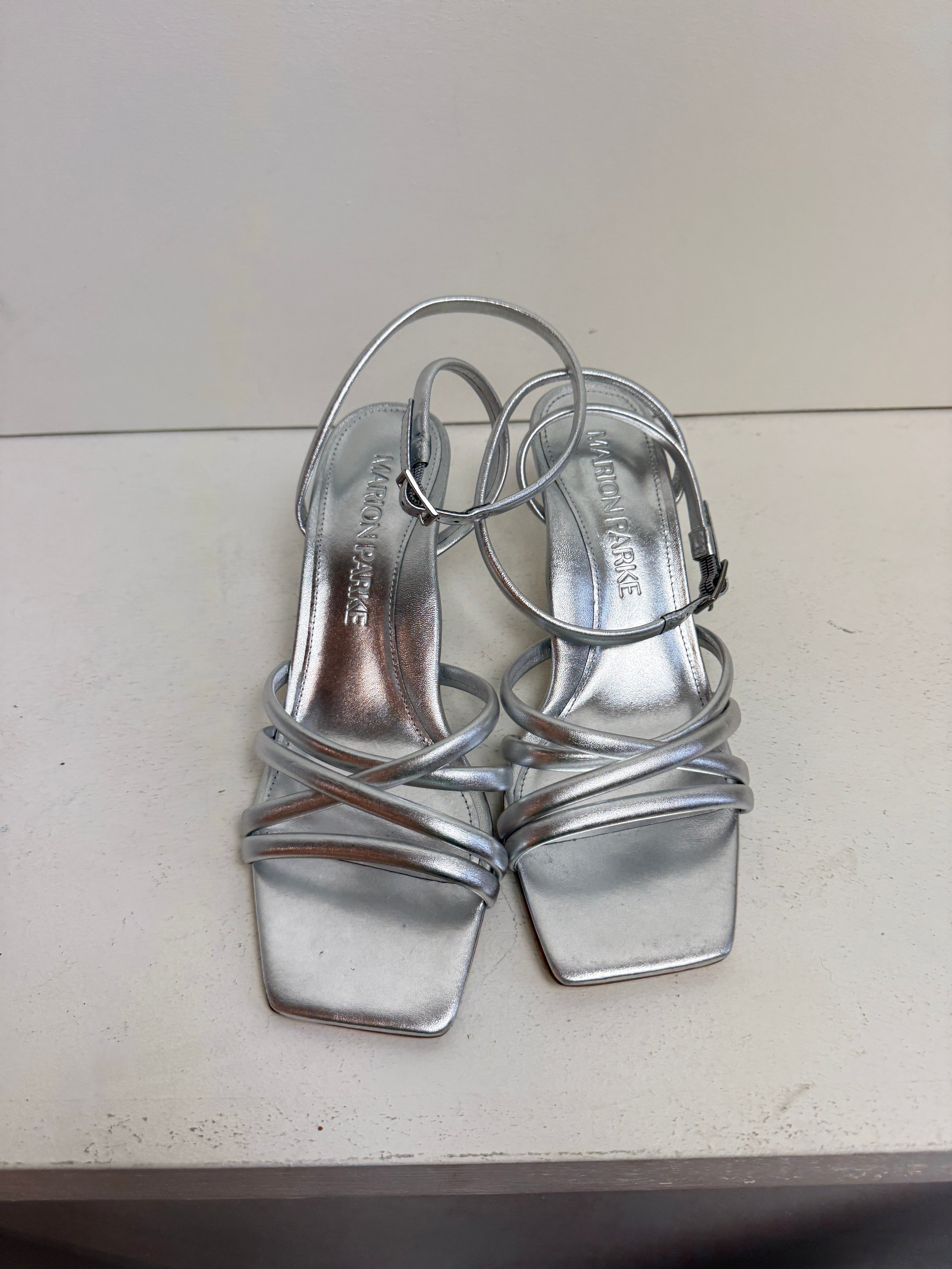 Marion Parke Clara Angled Silver Heel (39)