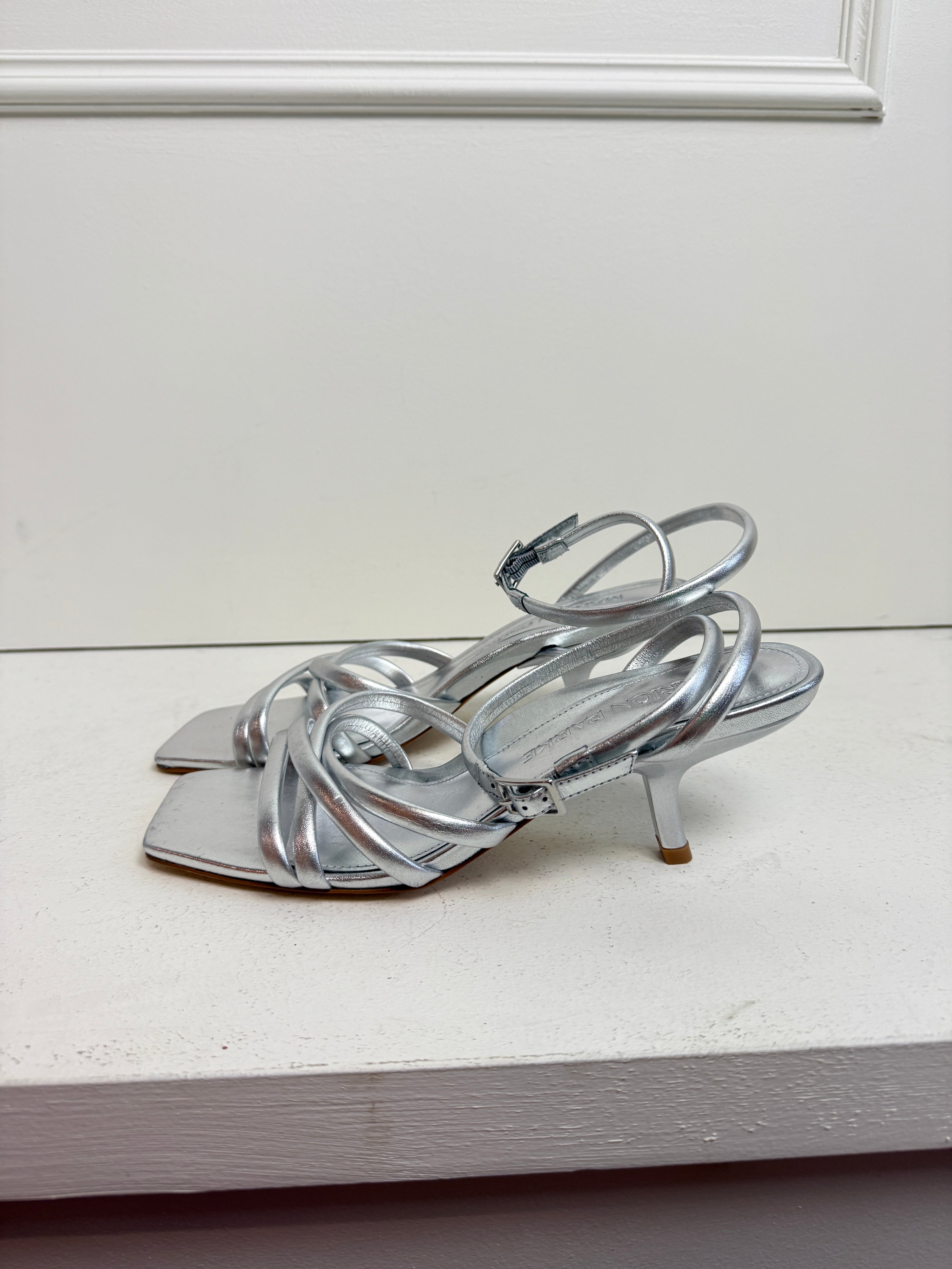 Marion Parke Clara Angled Silver Heel (39)