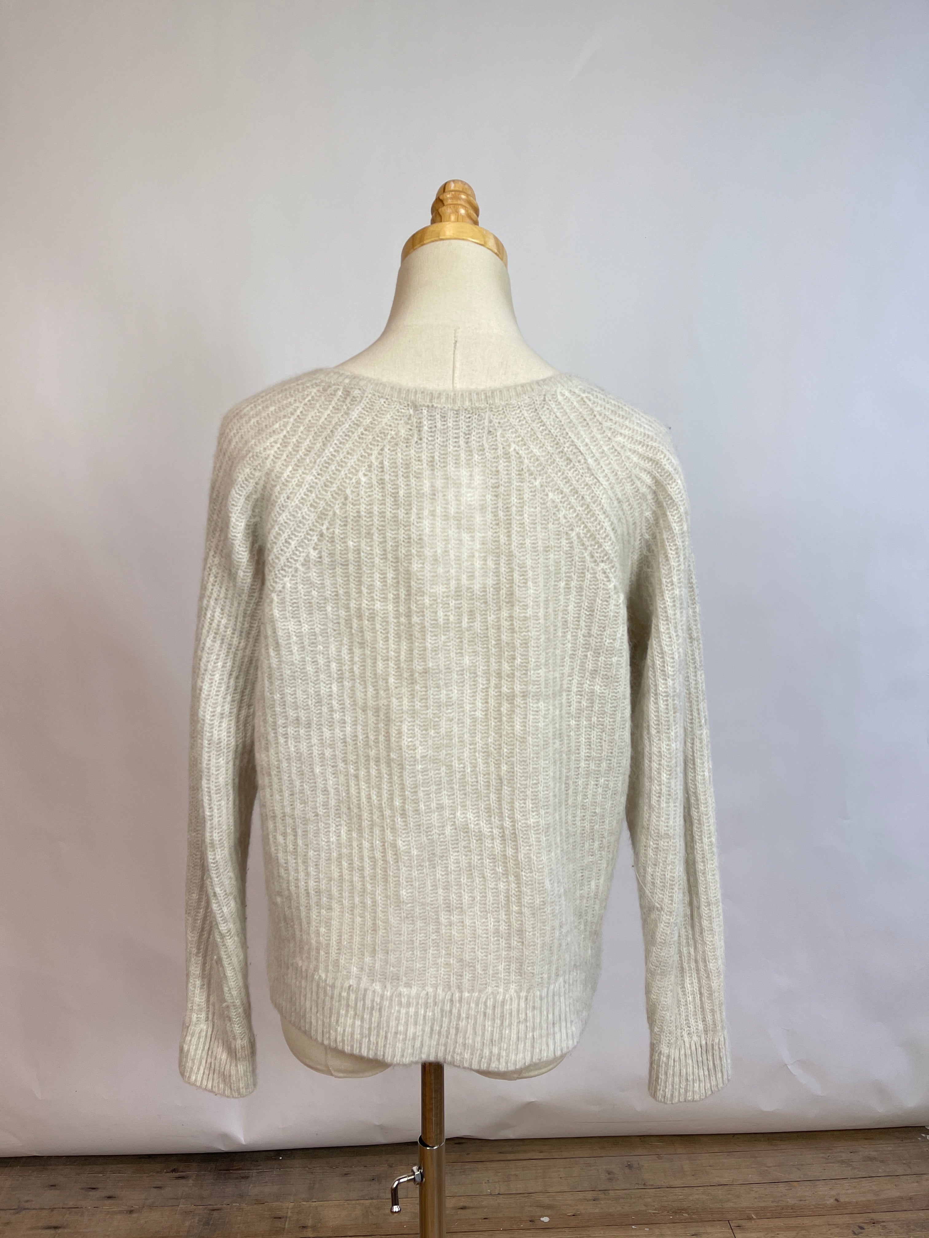 Everlane V Neck Sweater (M)