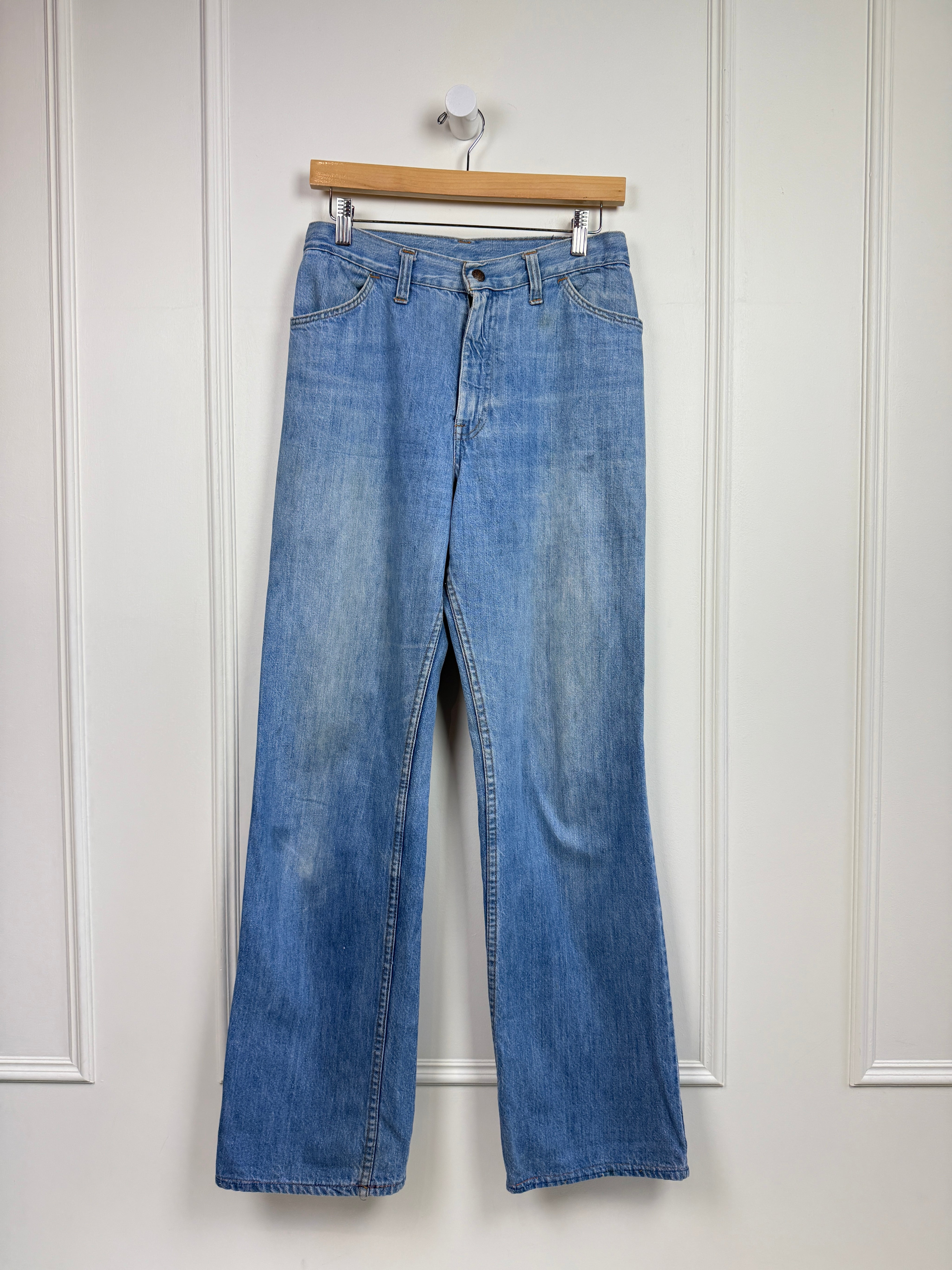 Vintage Levi Back Yoke Wide Leg Western Jean (27/28)