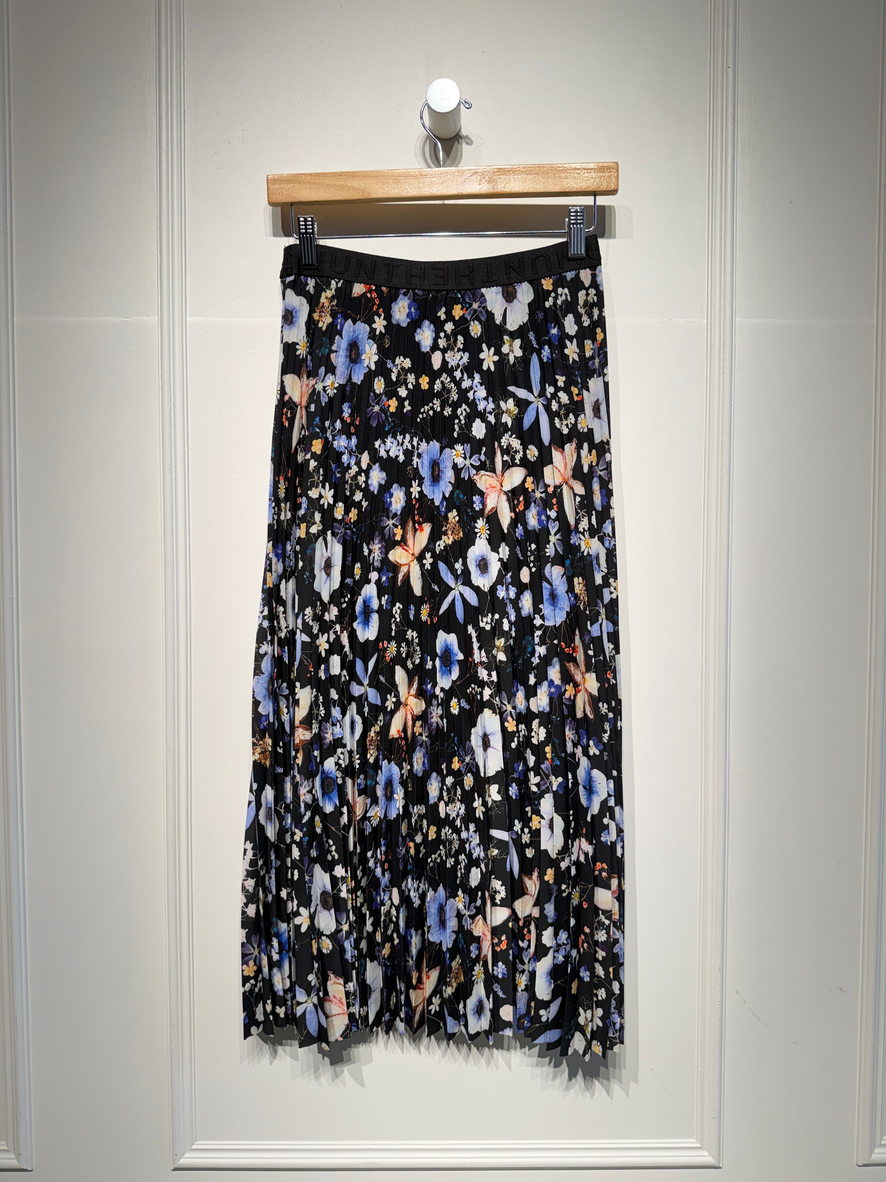 Munthe Pleated Skirt (M)