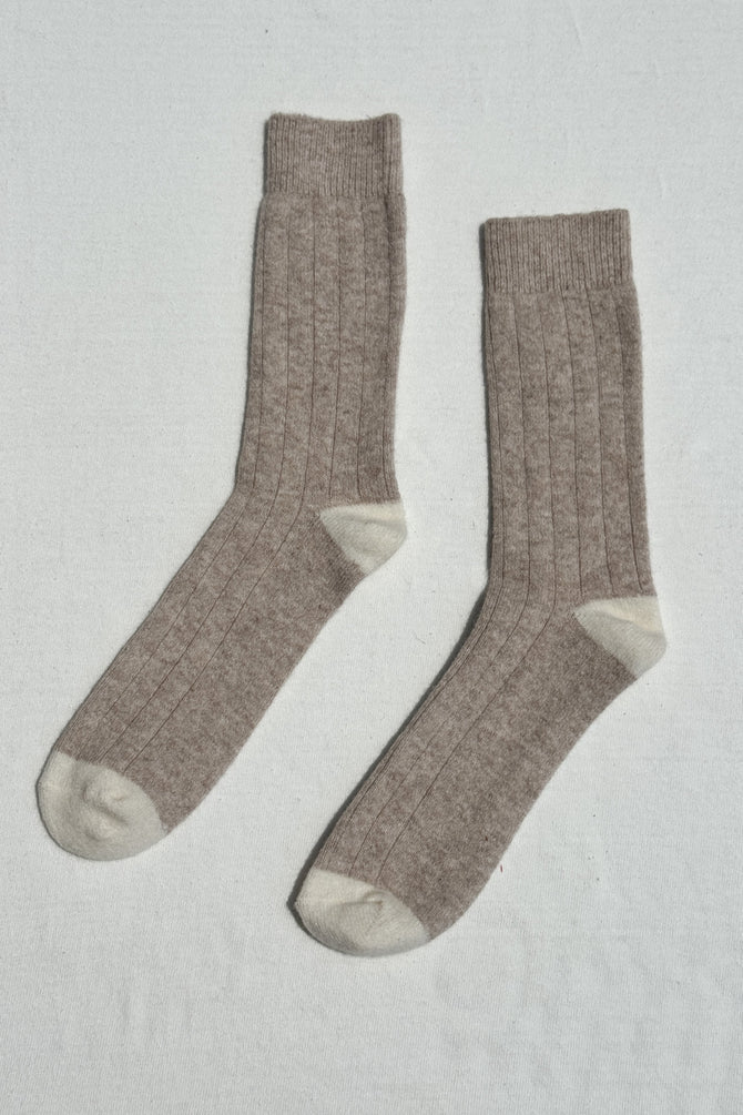 Le Bon Shoppe - Extended Classic Cashmere Socks | Fawn