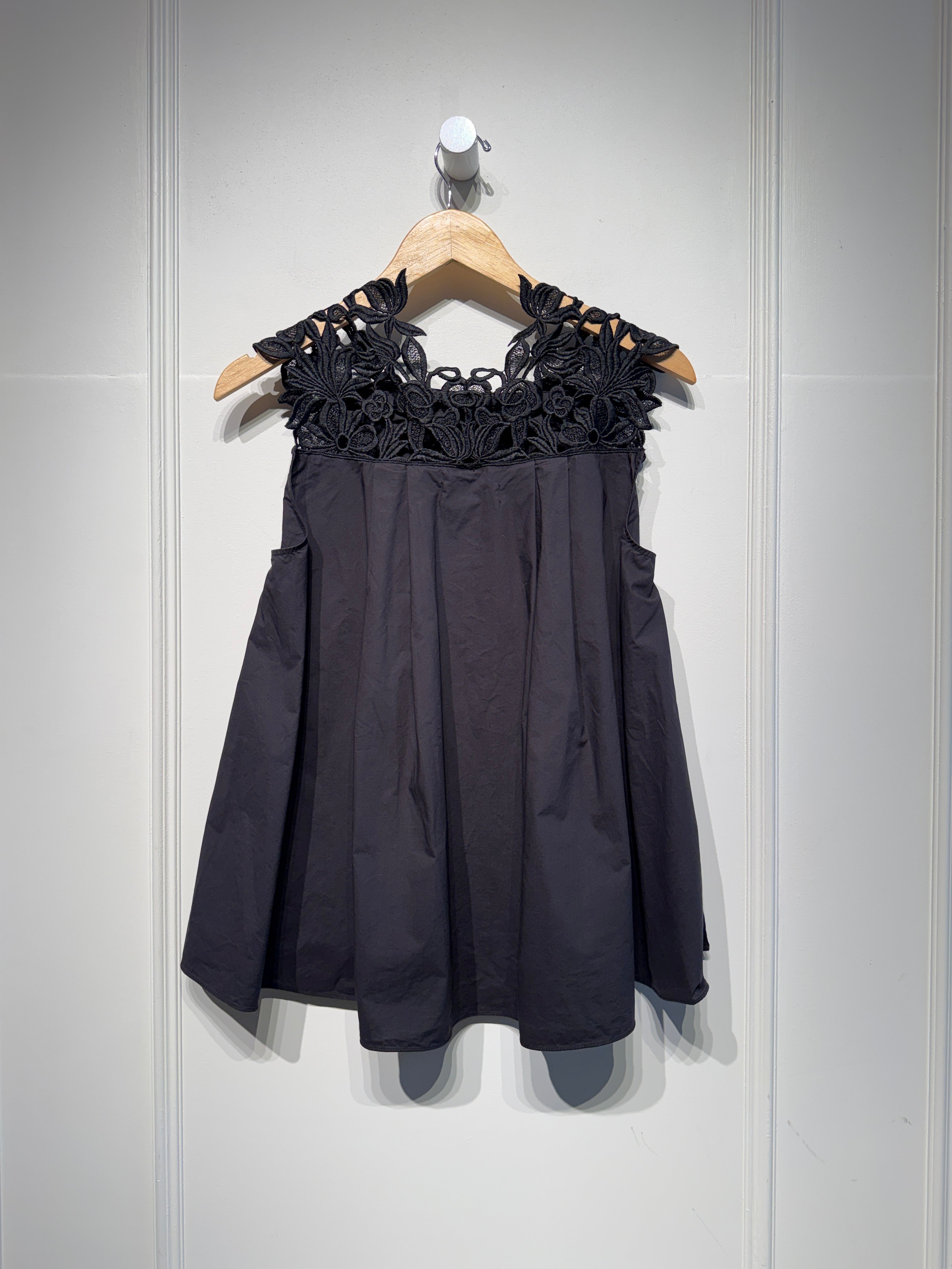 Psophia Black Tank (M)