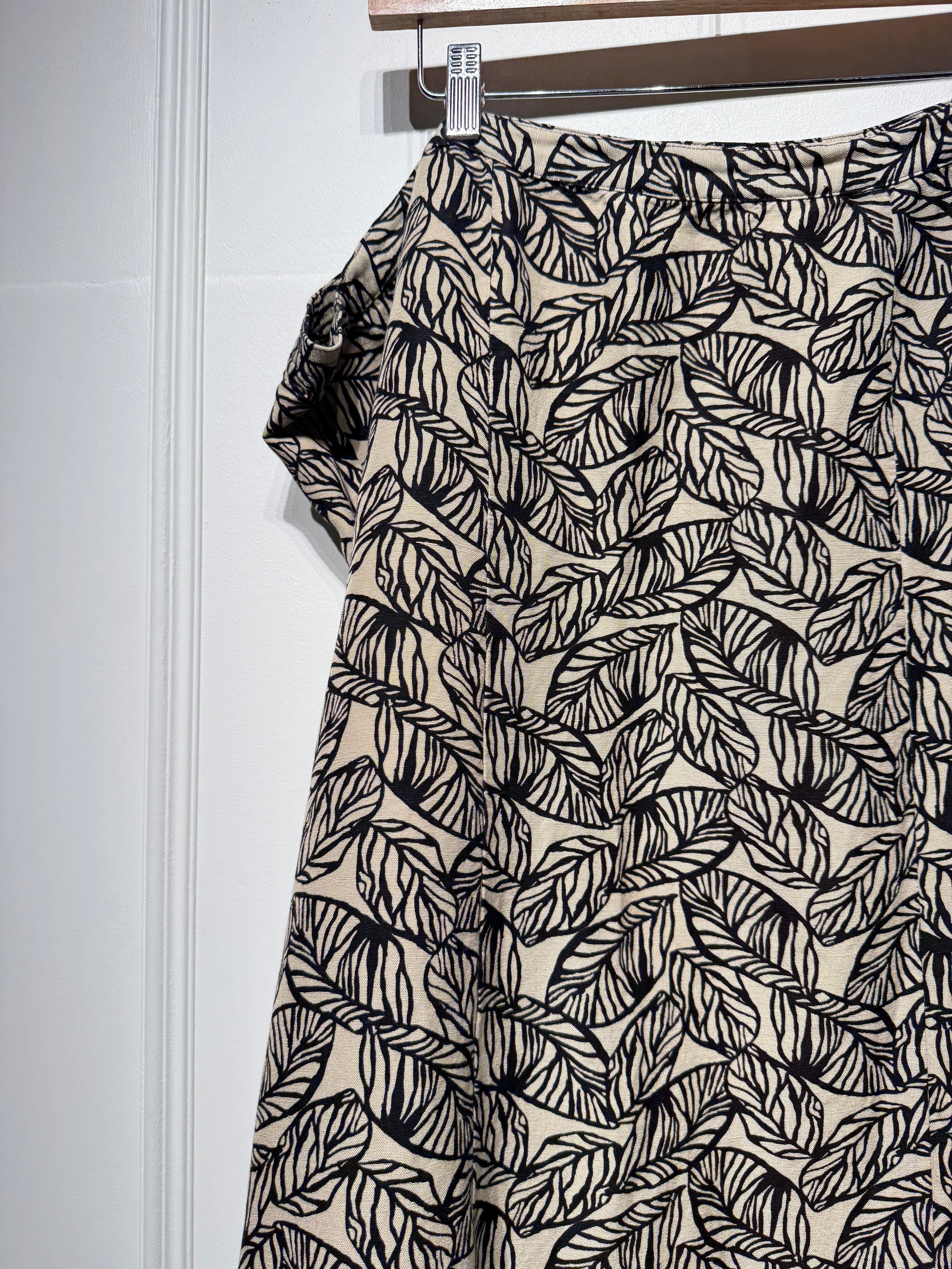 Vintage Linen Blend Pattern Skirt (1X)