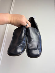 The Row Mensy Leather Loafers in Navy (38.5)