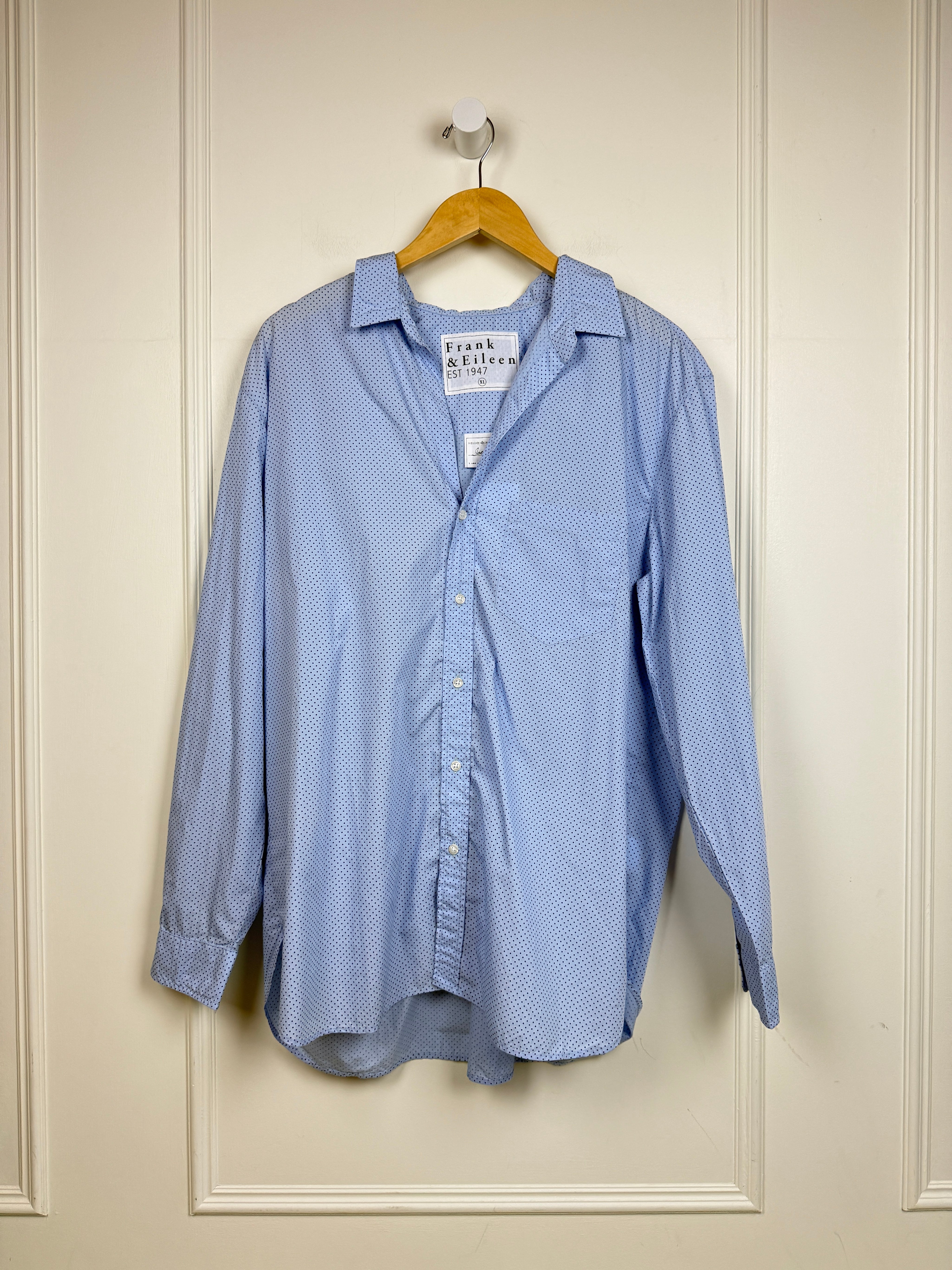 Frank & Eileen Blue Button Down (XL)