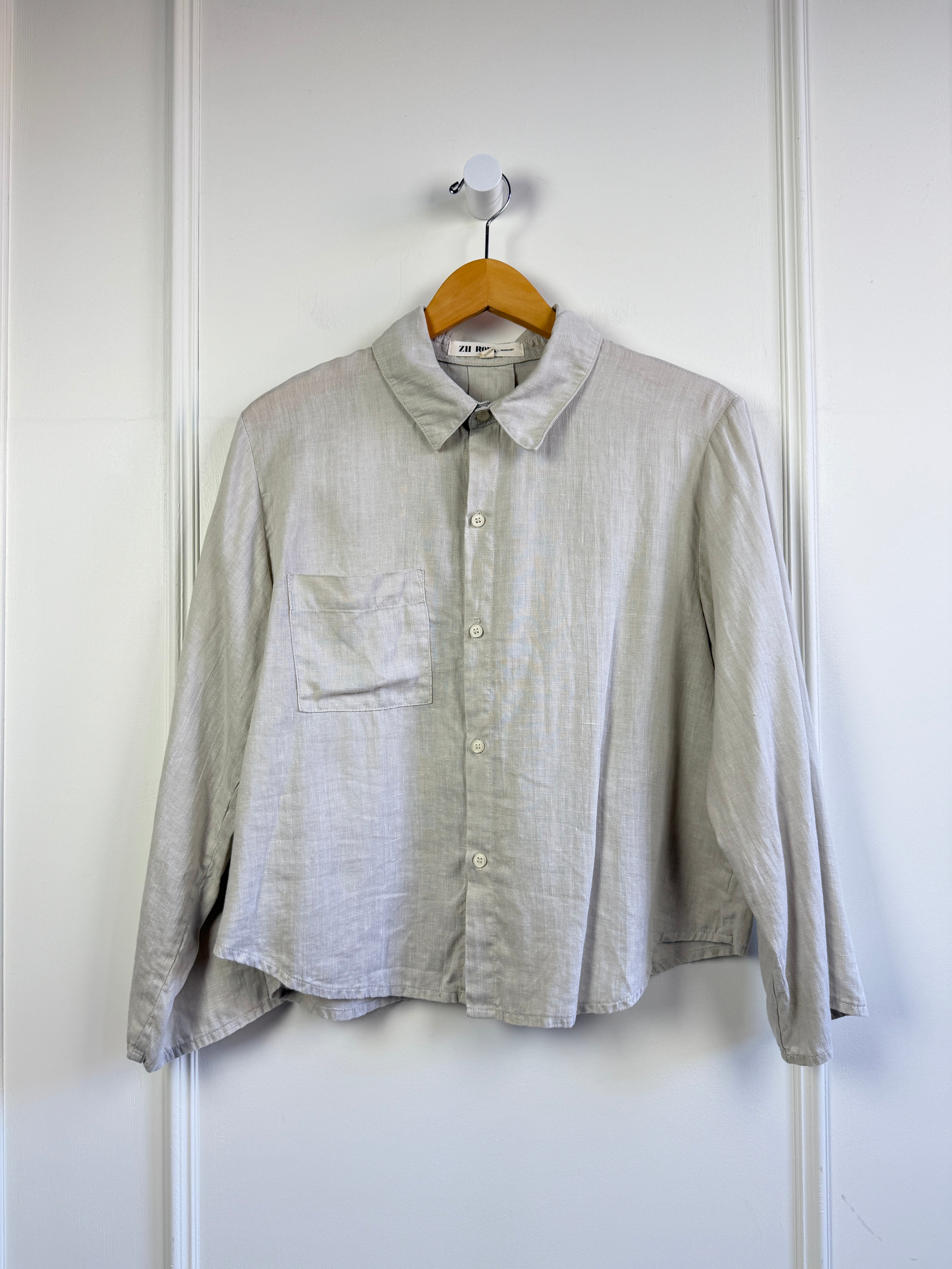 Zii Ropa Cropped Button Down (L)