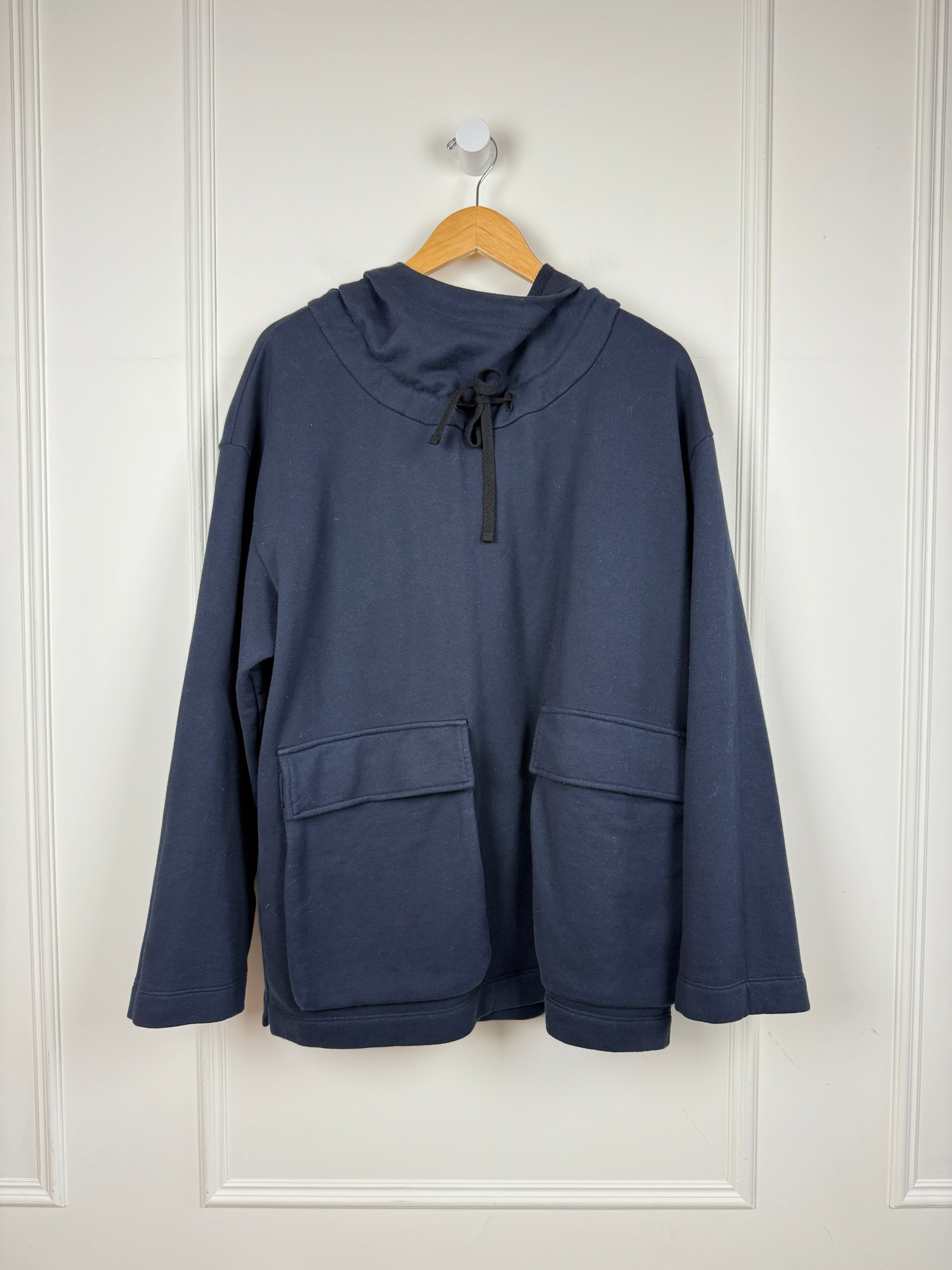 AVN Navy Sweatshirt (44/L)
