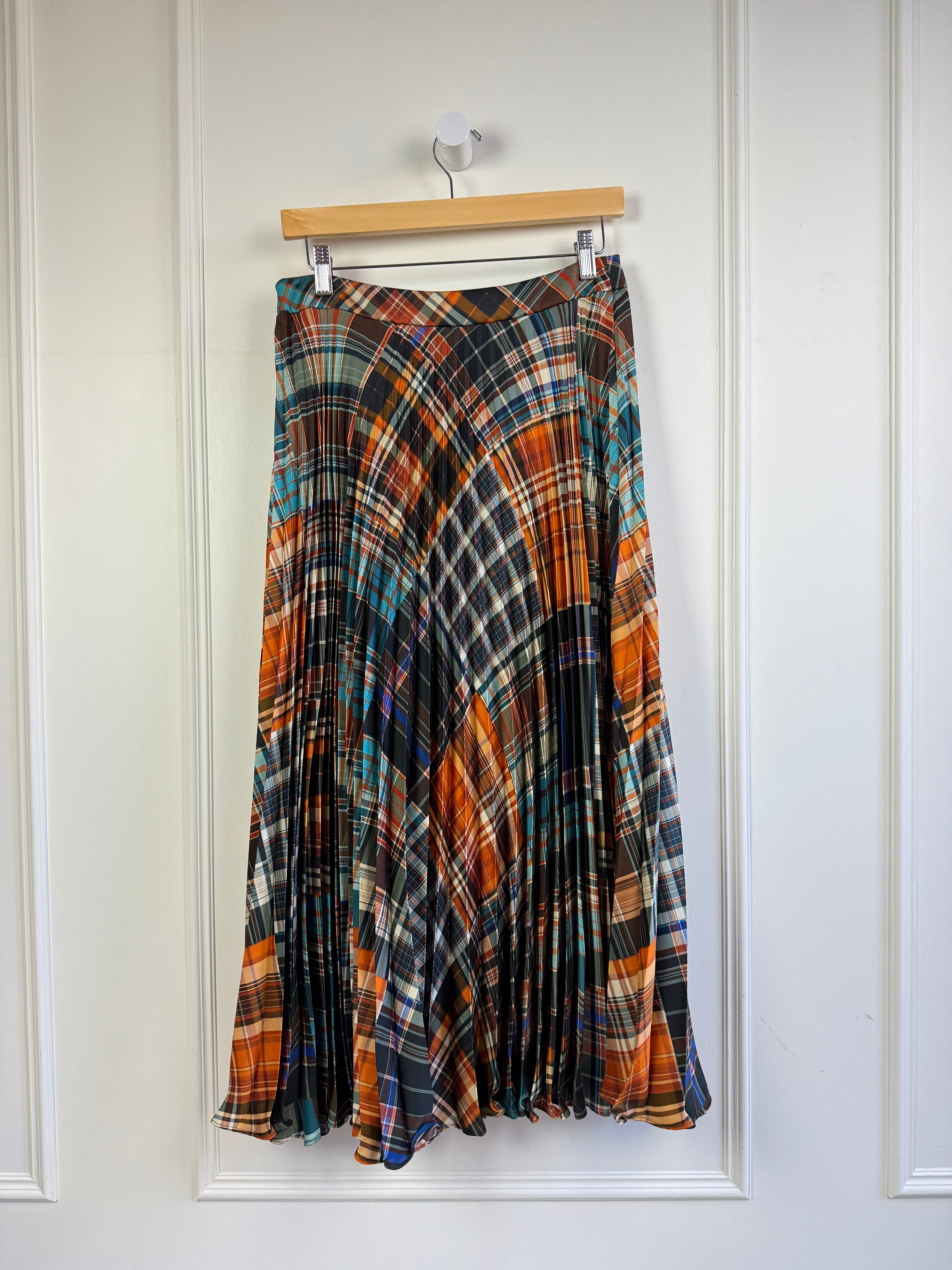 Tara Jarmon Pleated Skirt (M/38)