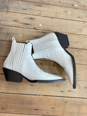 Helmut Lang White Boots (37)