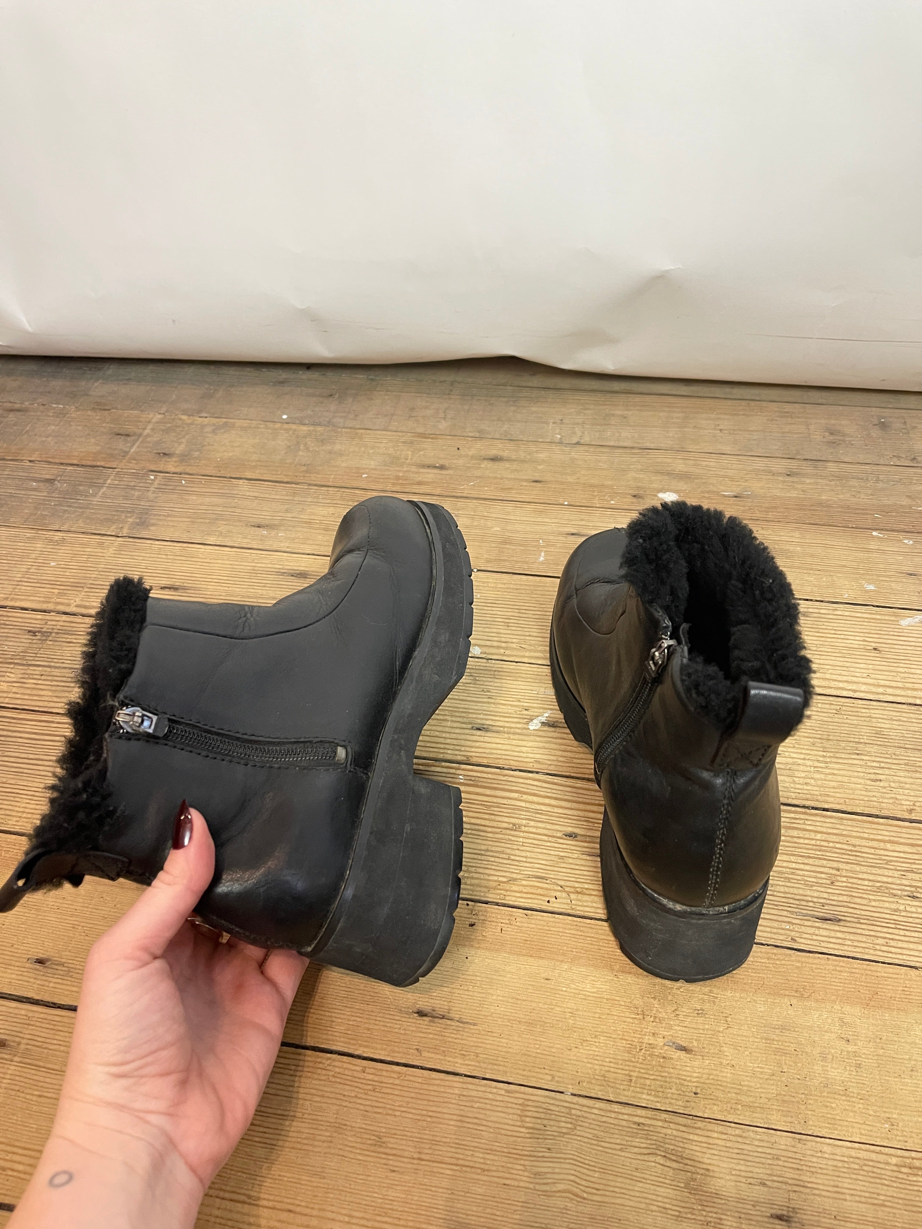 Ugg Black Shearling Lined Boots (9)