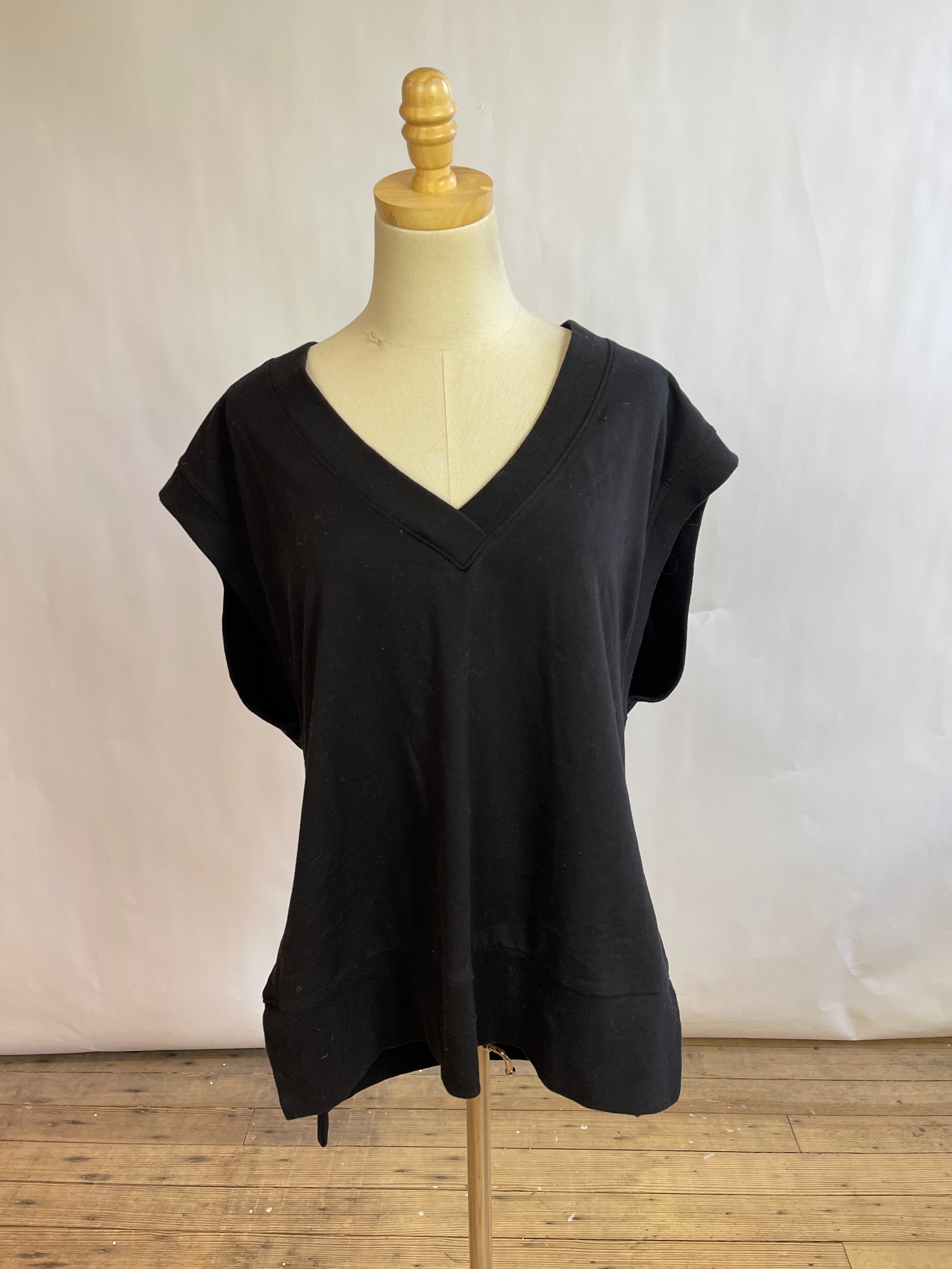 Athleta Black Vest (L)