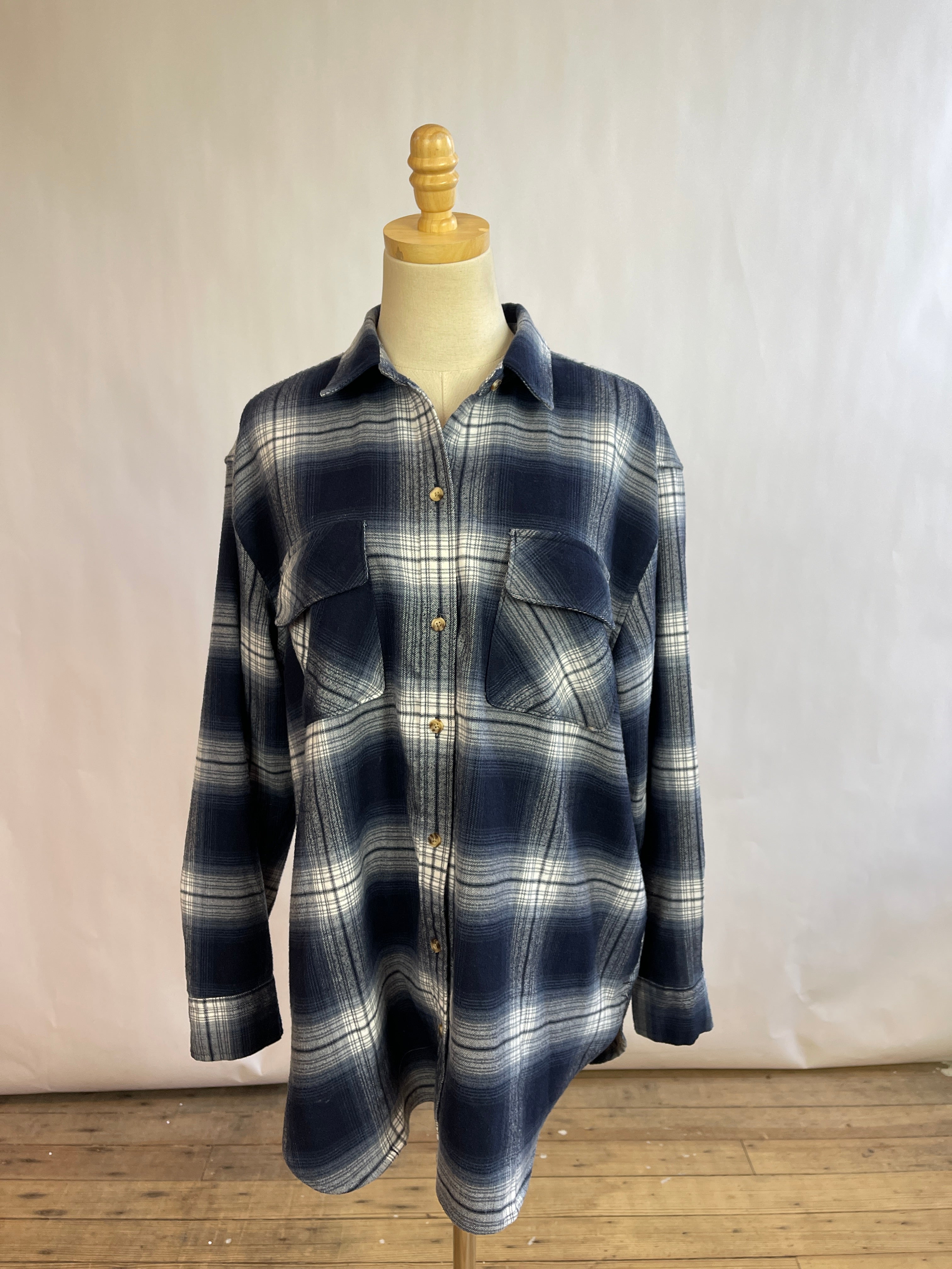 Abercrombie & Fitch Flannel Top (L)