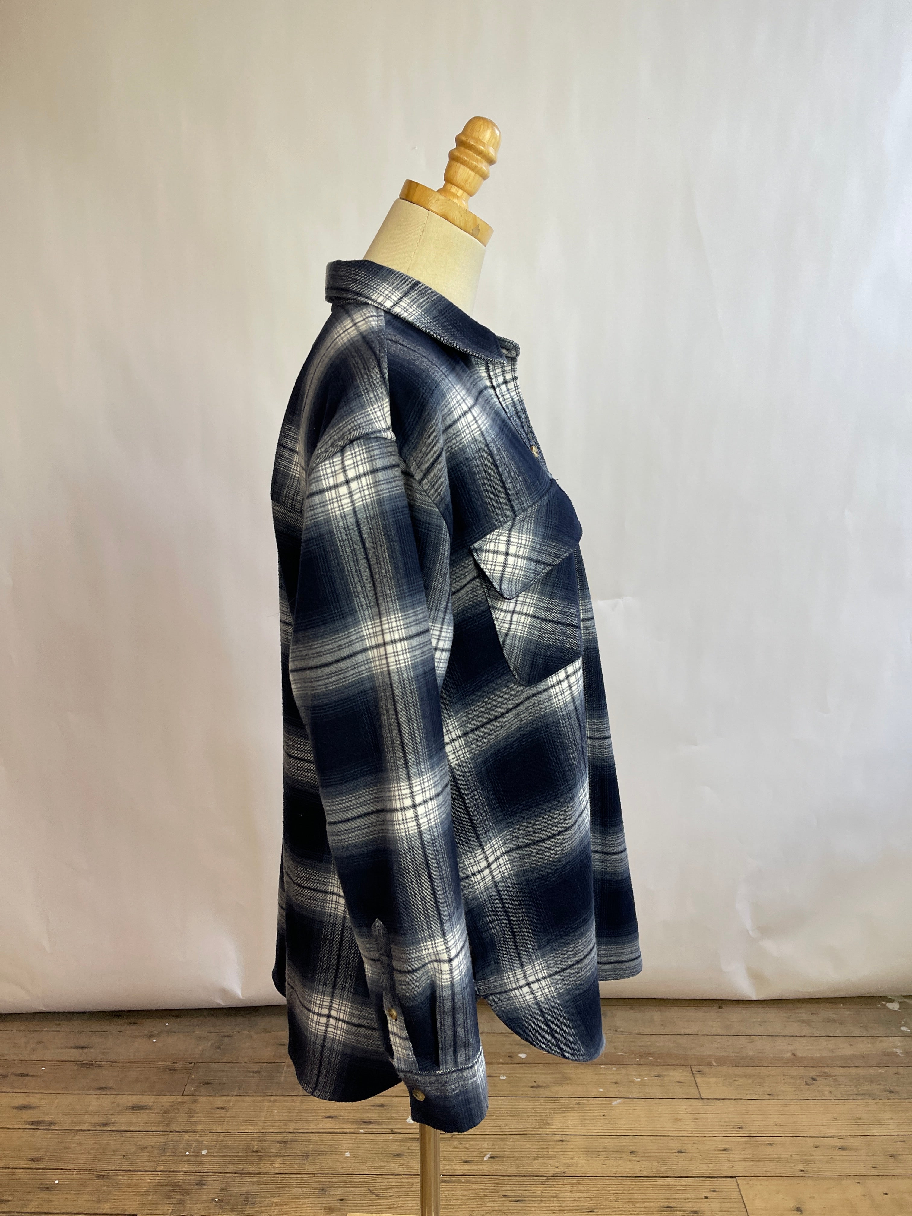 Abercrombie & Fitch Flannel Top (L)