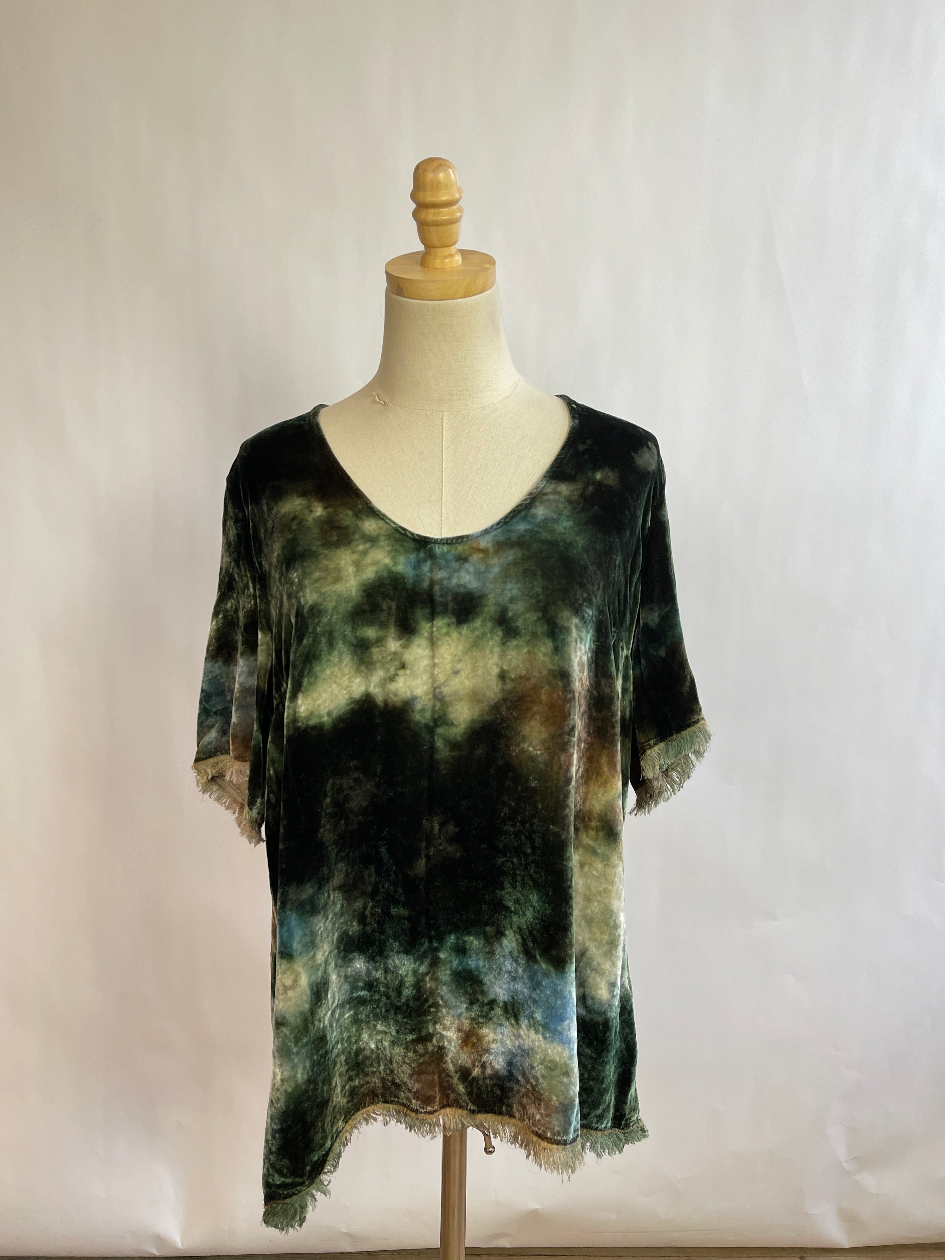 Raquel Allegra Green Velvet Tee (L/XL)