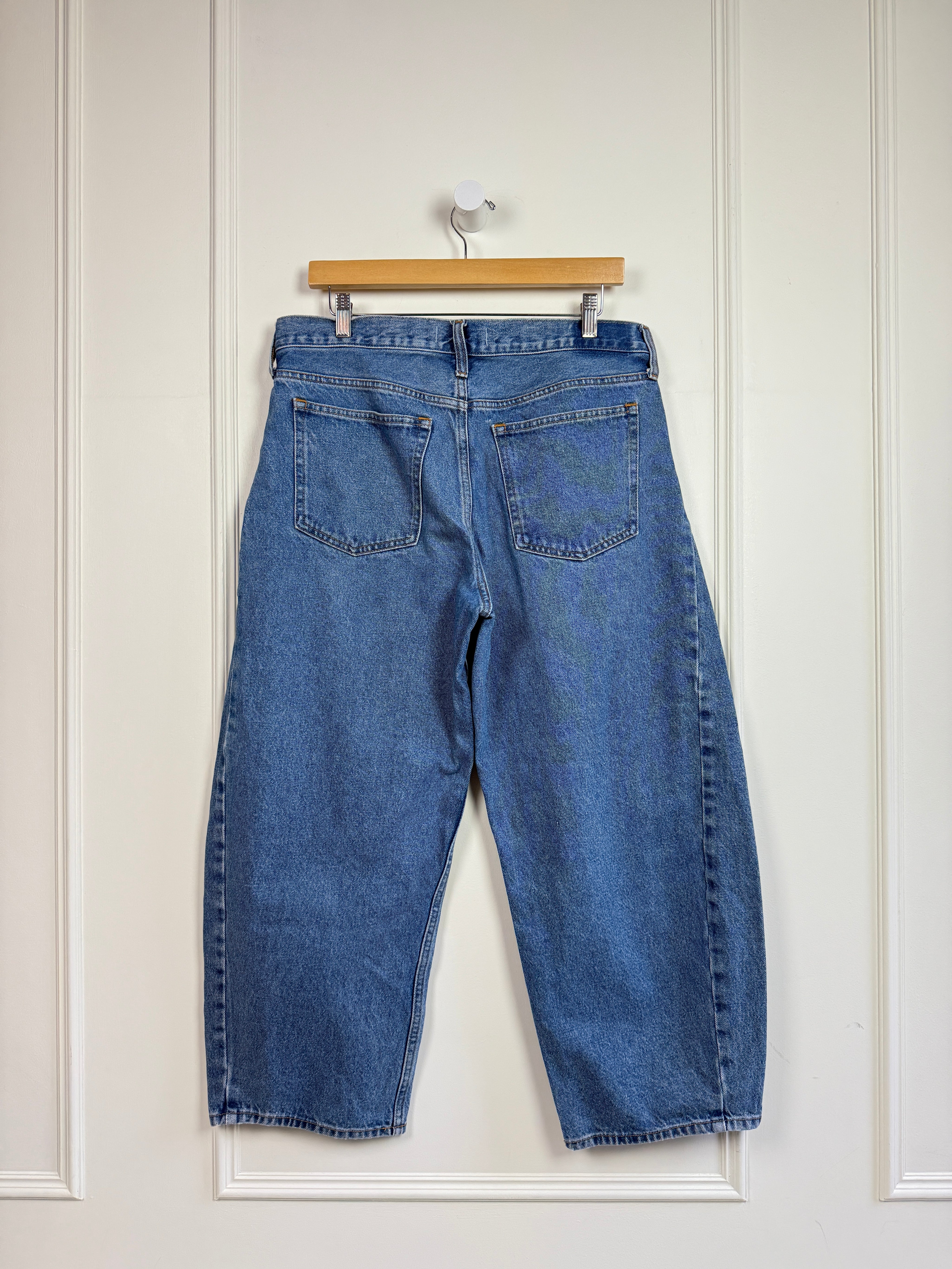 Abercrombie & Fitch The Barrel Jean Mid Rise Denim (10/30)