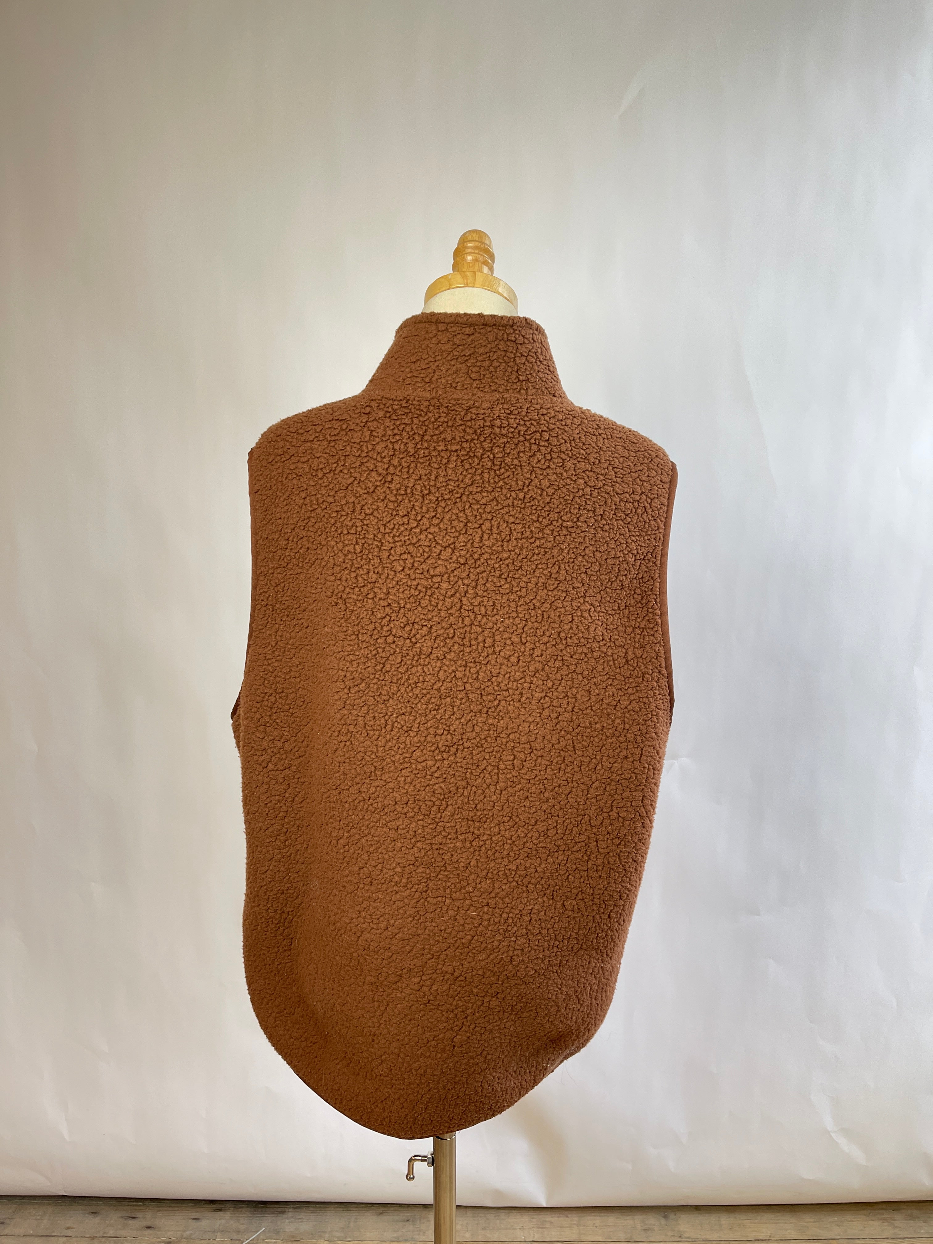 Aritzia TNA Brown Fleece Vest (L)