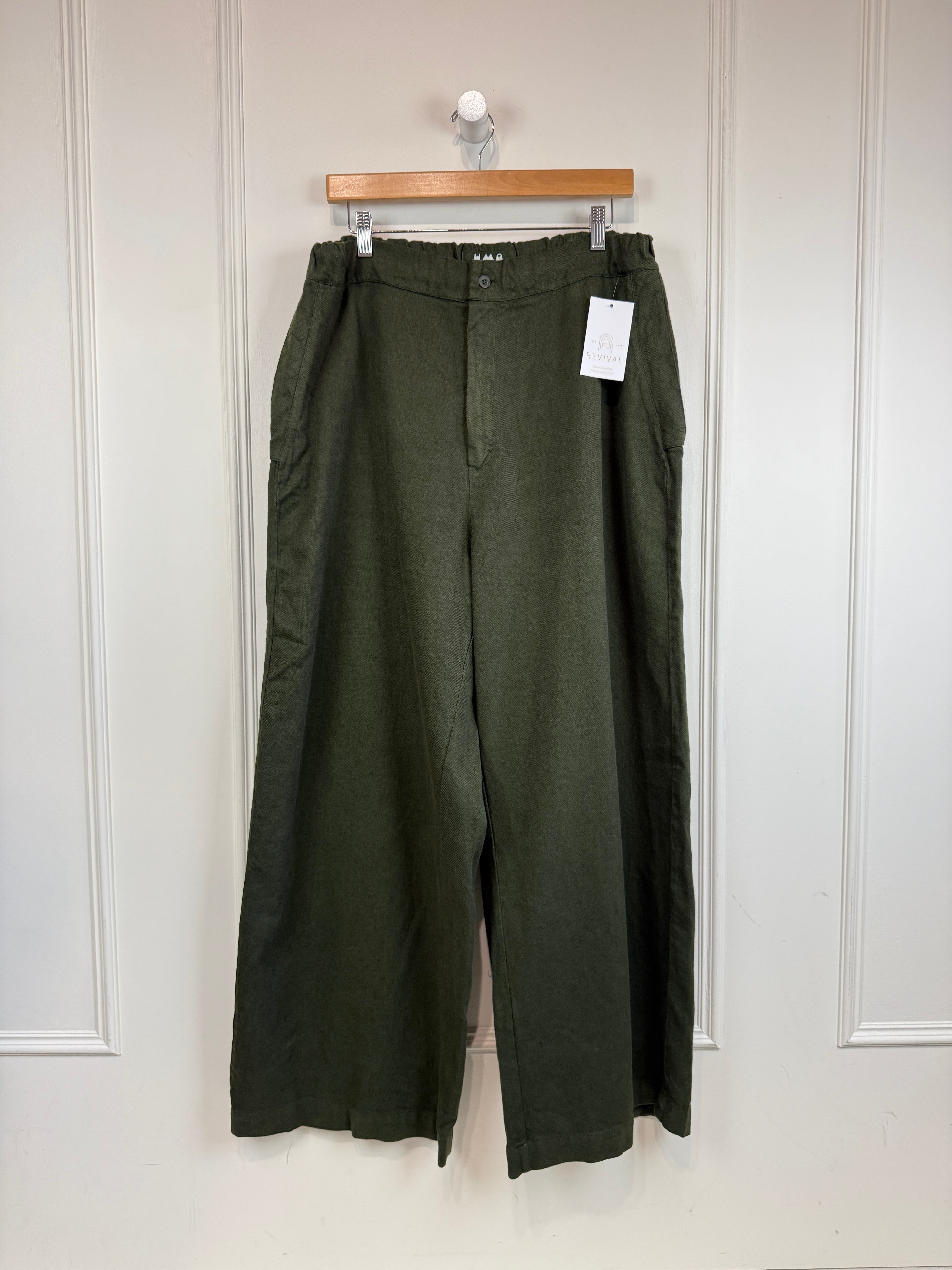 Labo Art Green Trousers (XL/4)