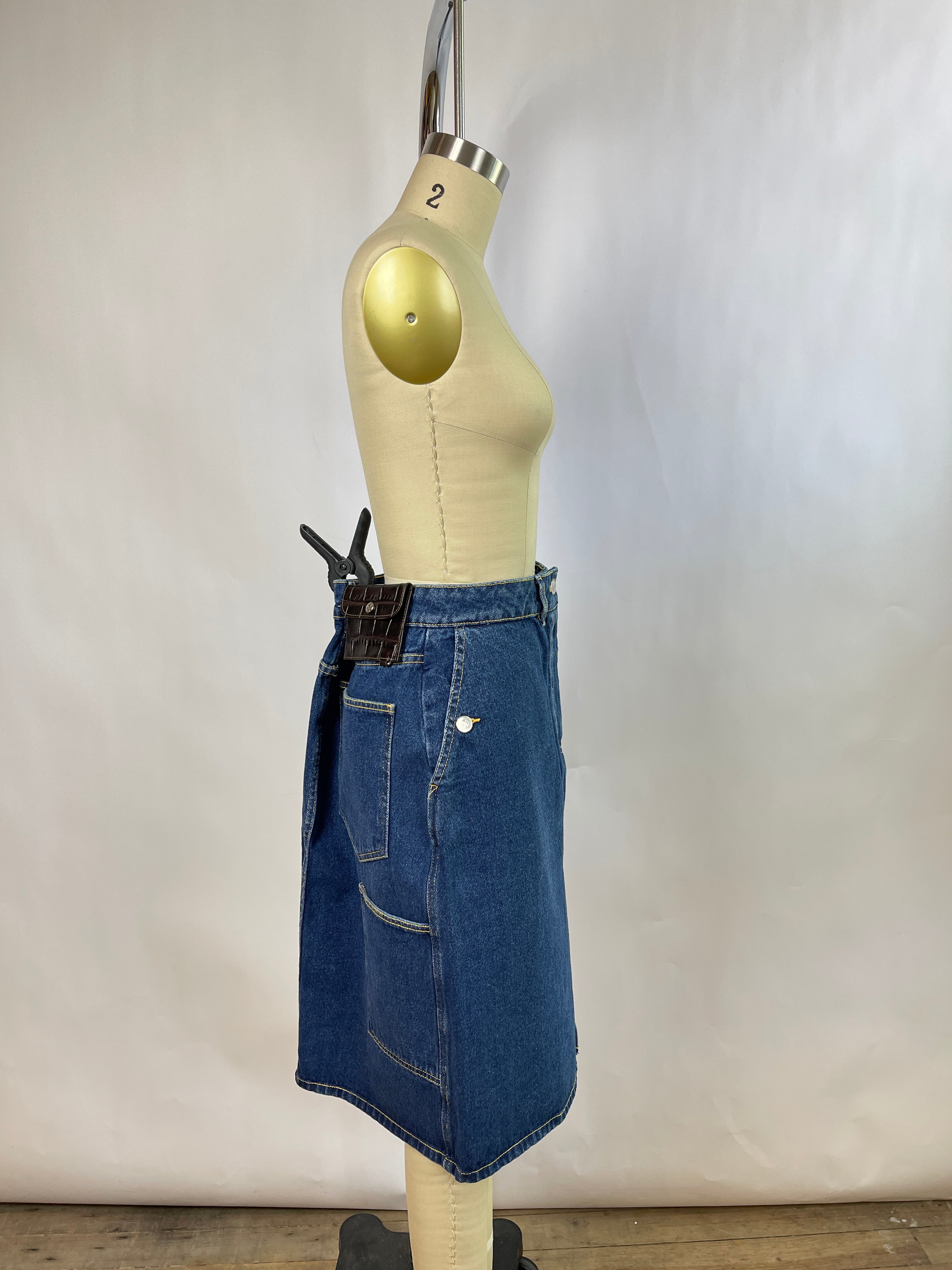 Saks Potts Denim Skirt with Belt Wallet (L)
