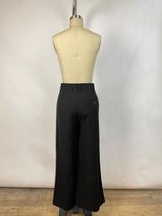 Closed Black Trousers (10/30)
