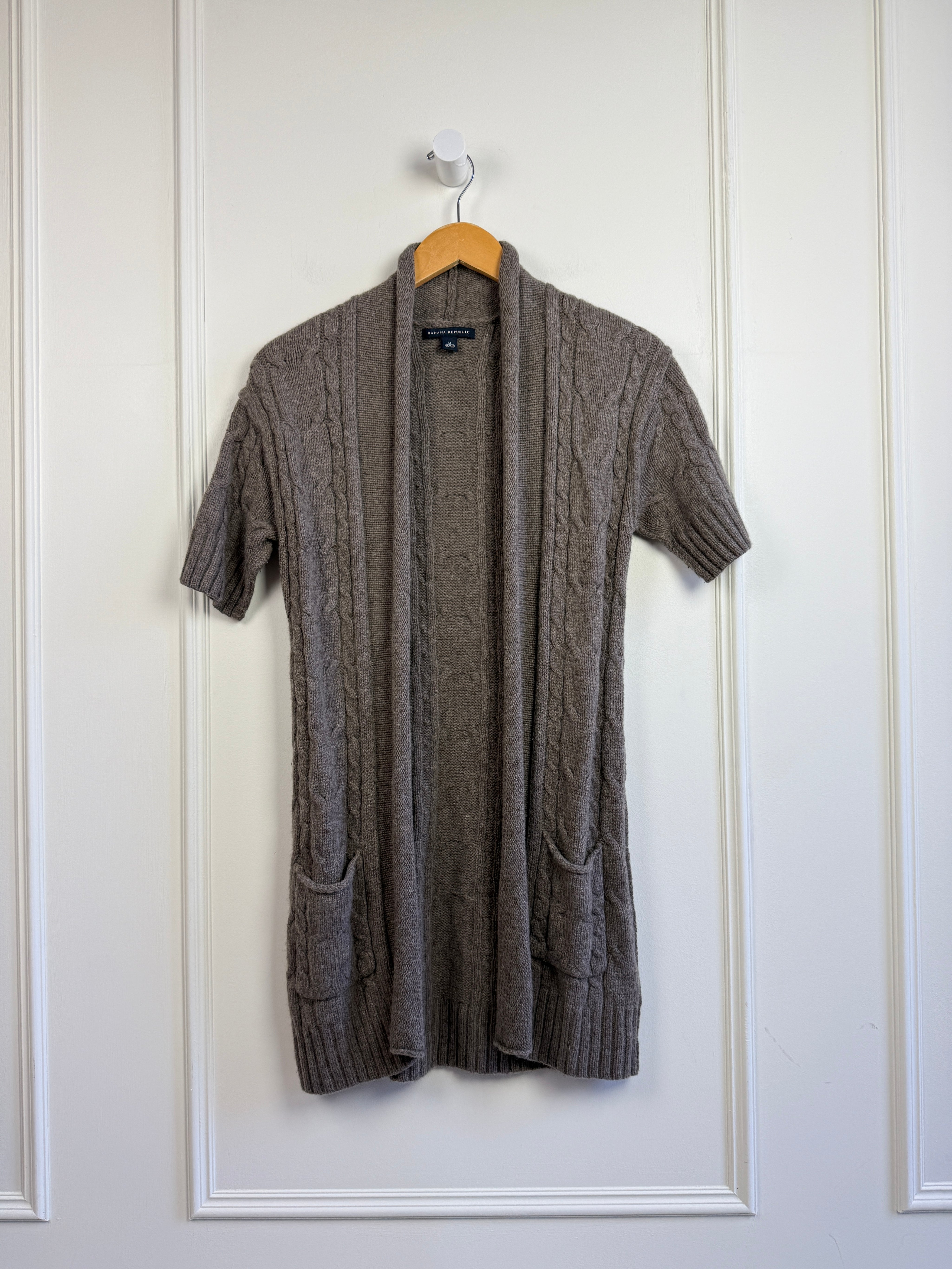 Banana Republic Knit Cardigan (M)