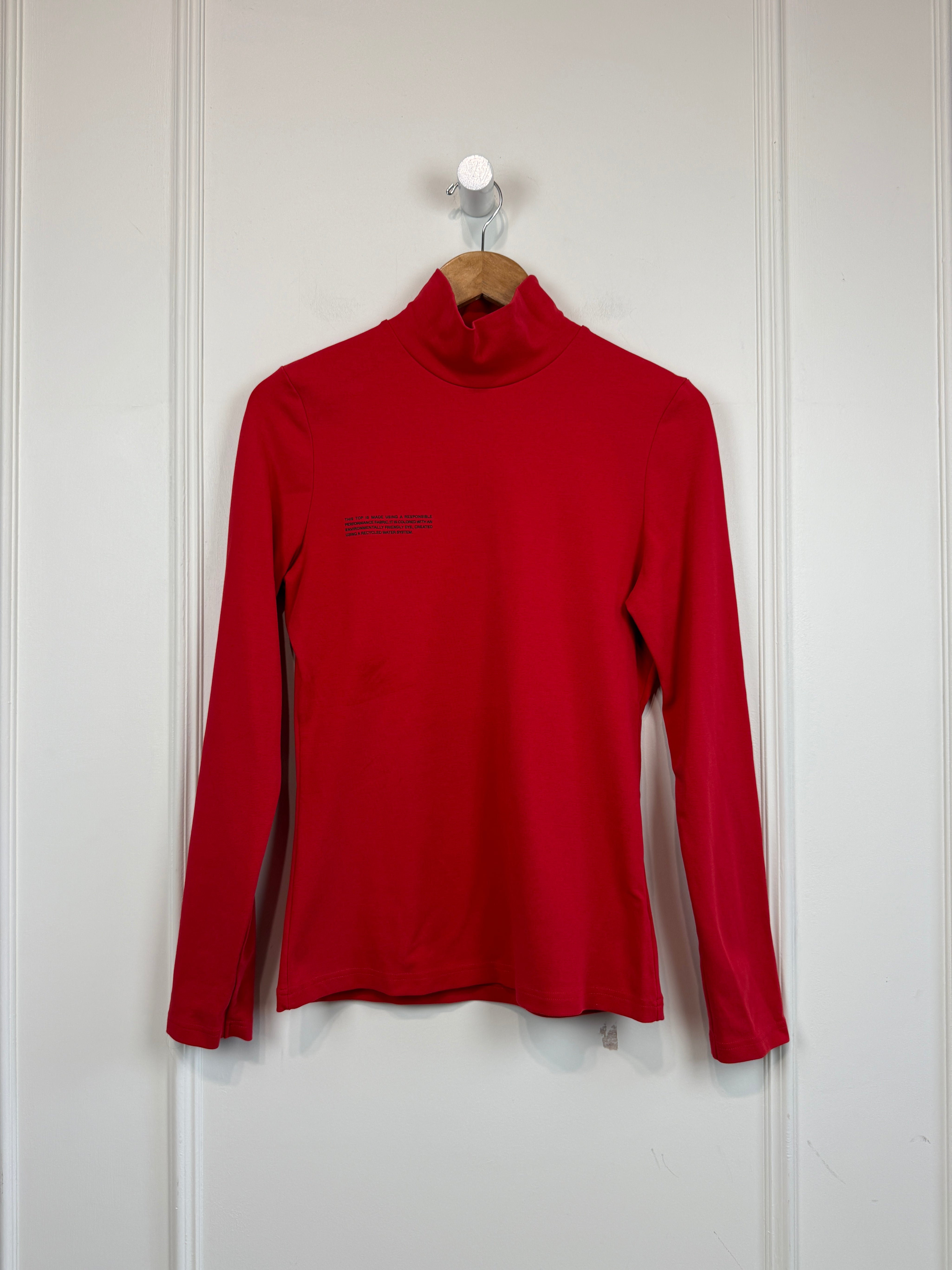 Pangaia Red Turtle Neck (XL)