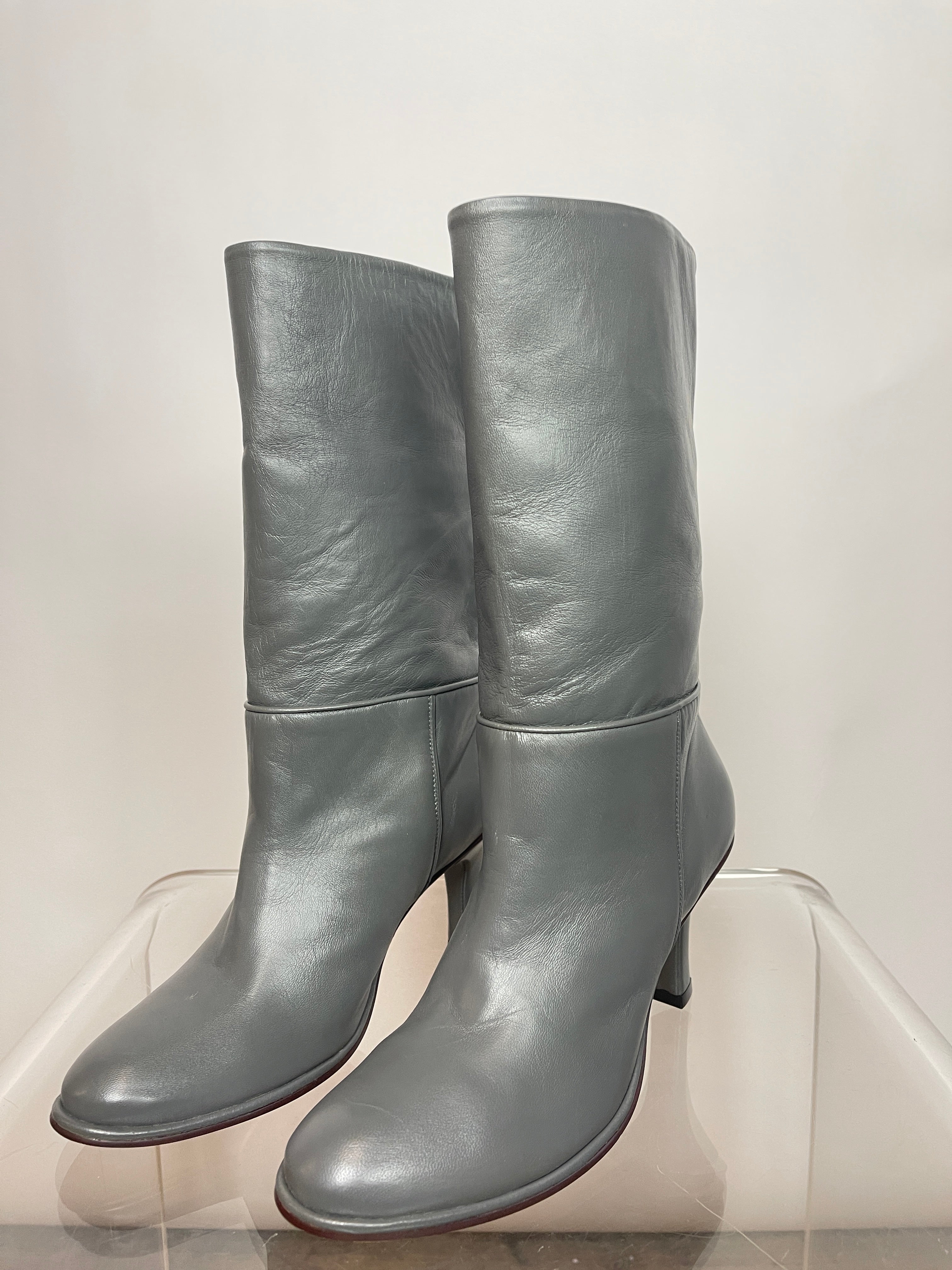 Mari Giudicelli Grey Ankle Boots (39)
