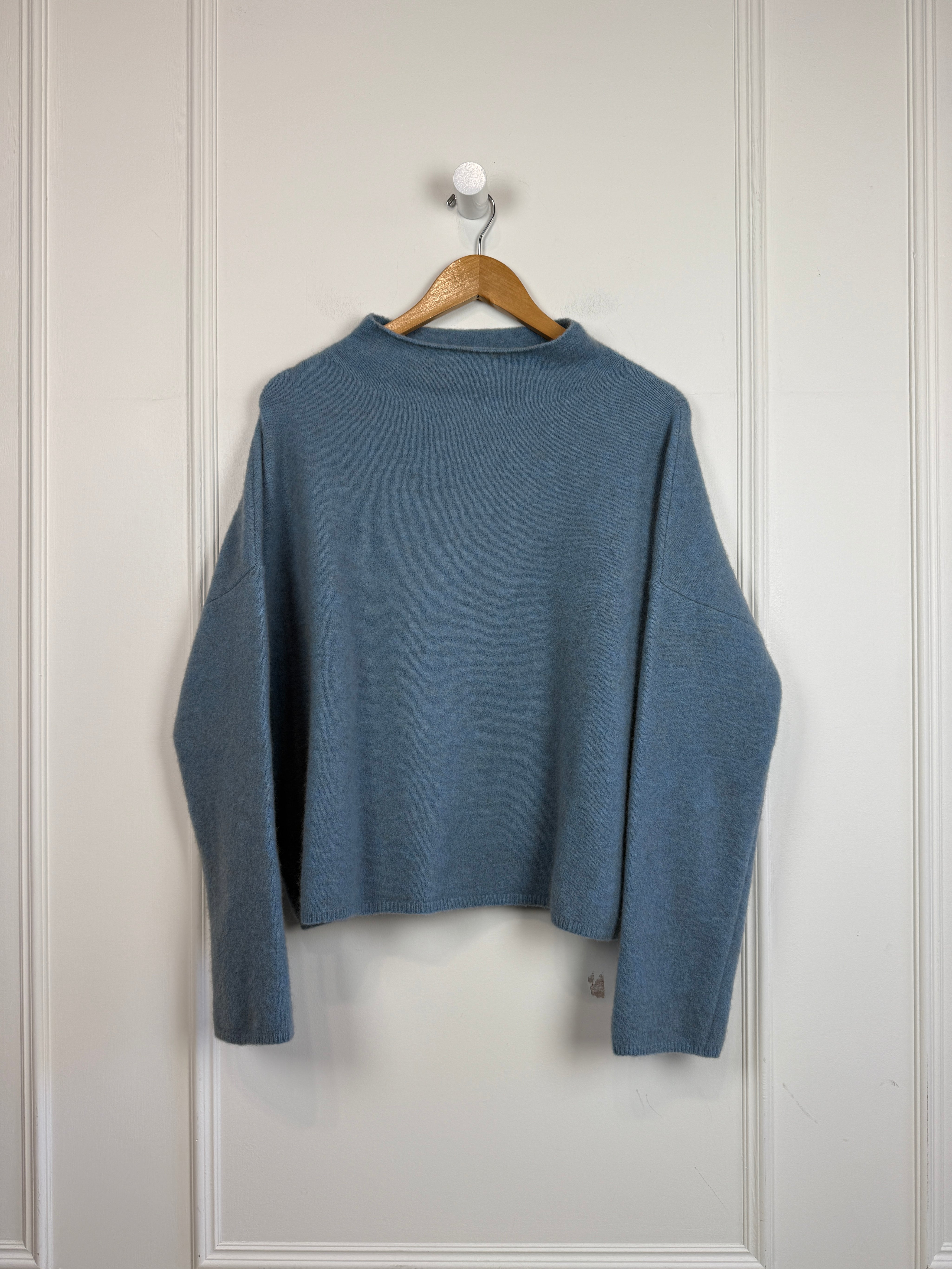 Filippa K Blue Cropped Sweater (M)