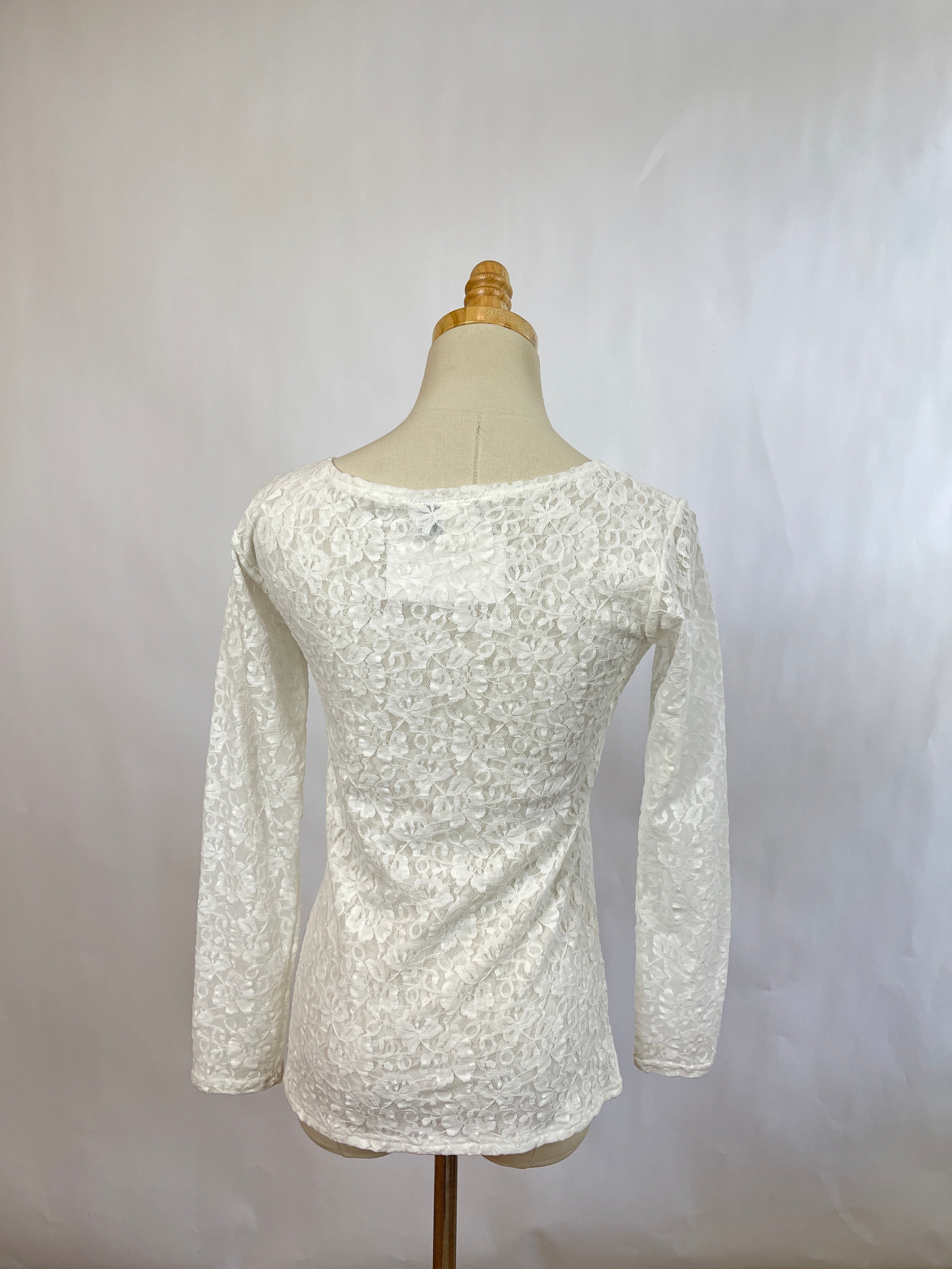 Vintage White Lace Long Sleeve (S/M)