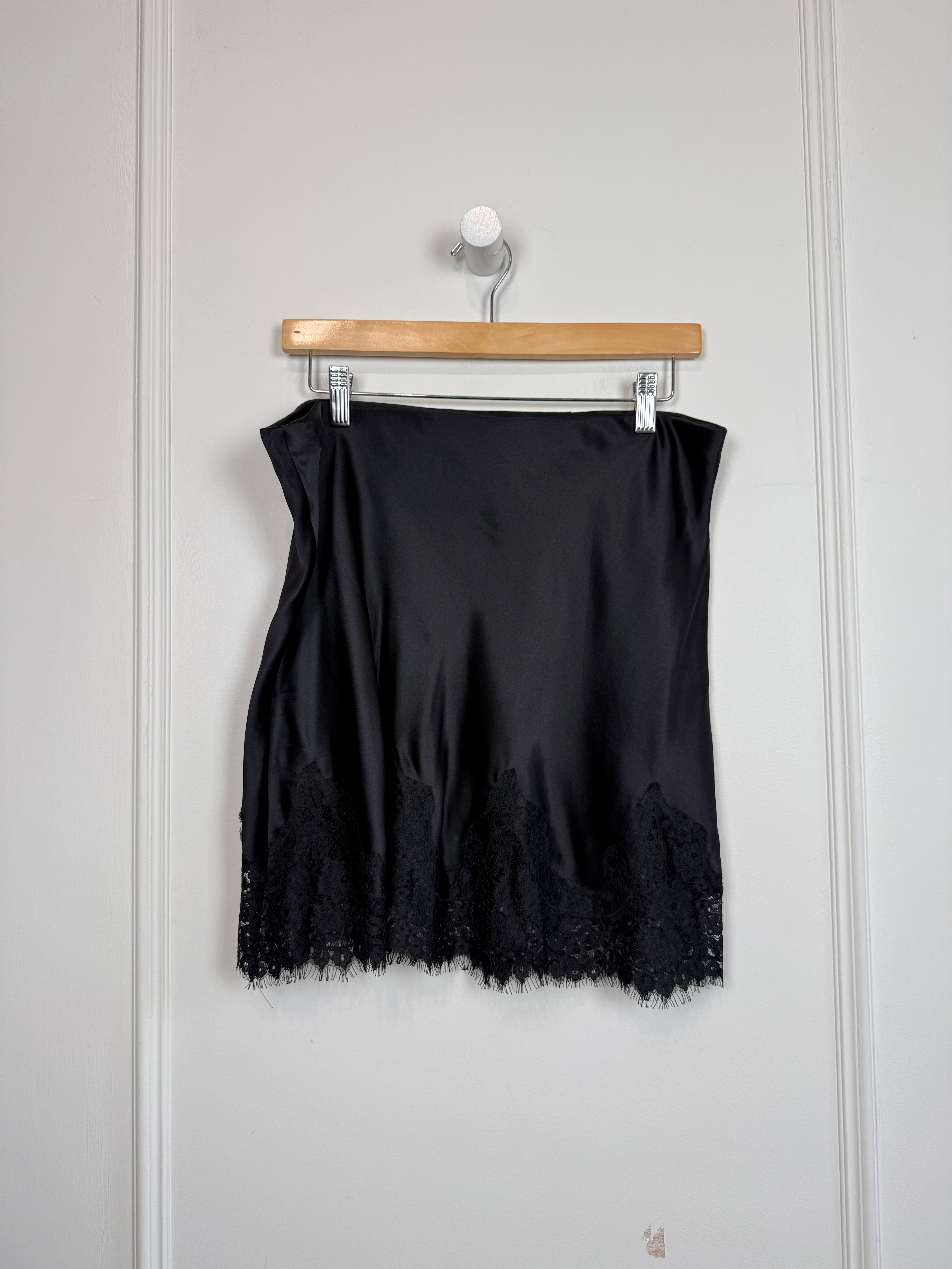 Reformation Black Silk Lace Hem Mini Skirt (XL)