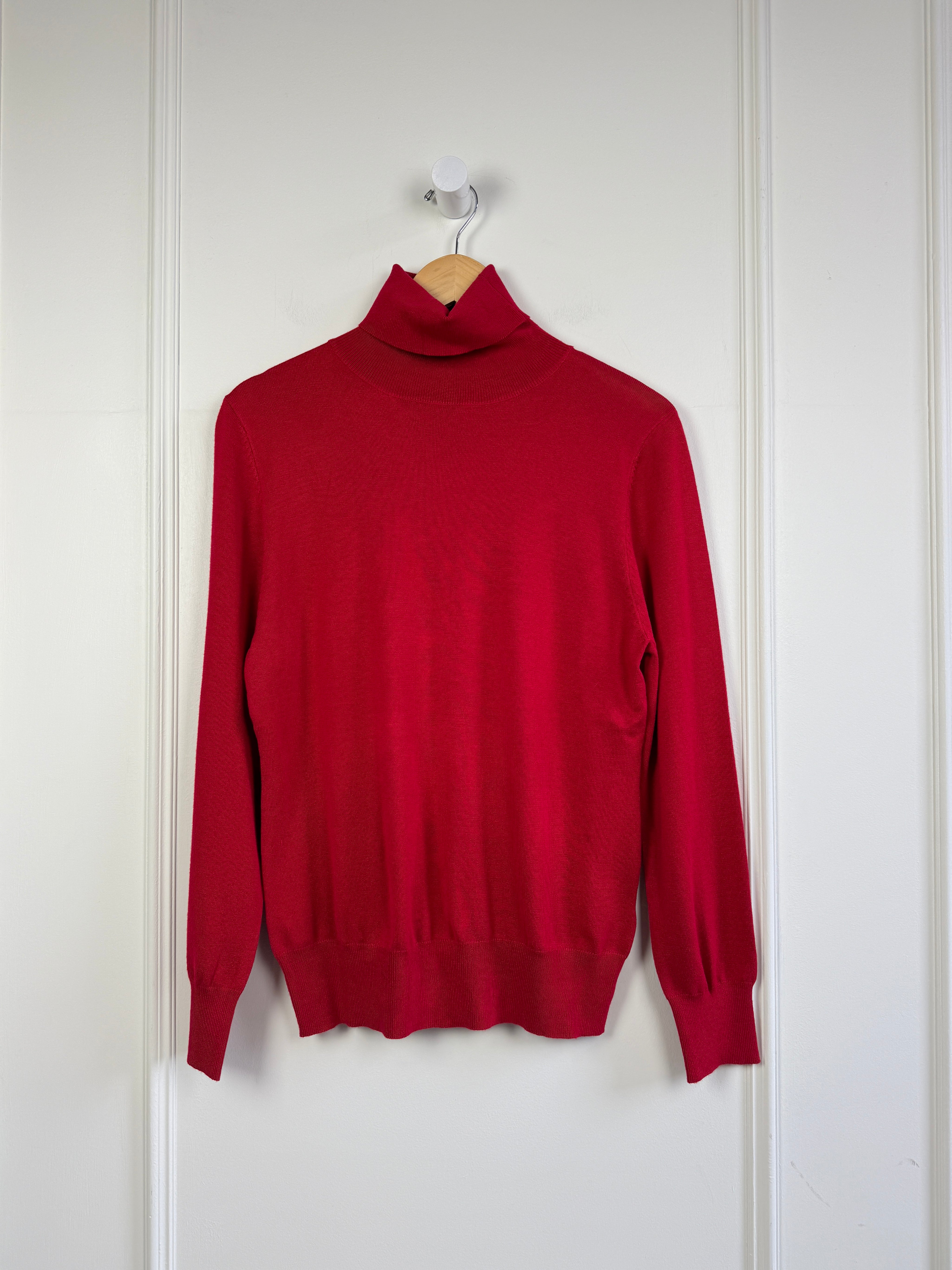Stoned Immaculate Red Turtle Neck (XL)
