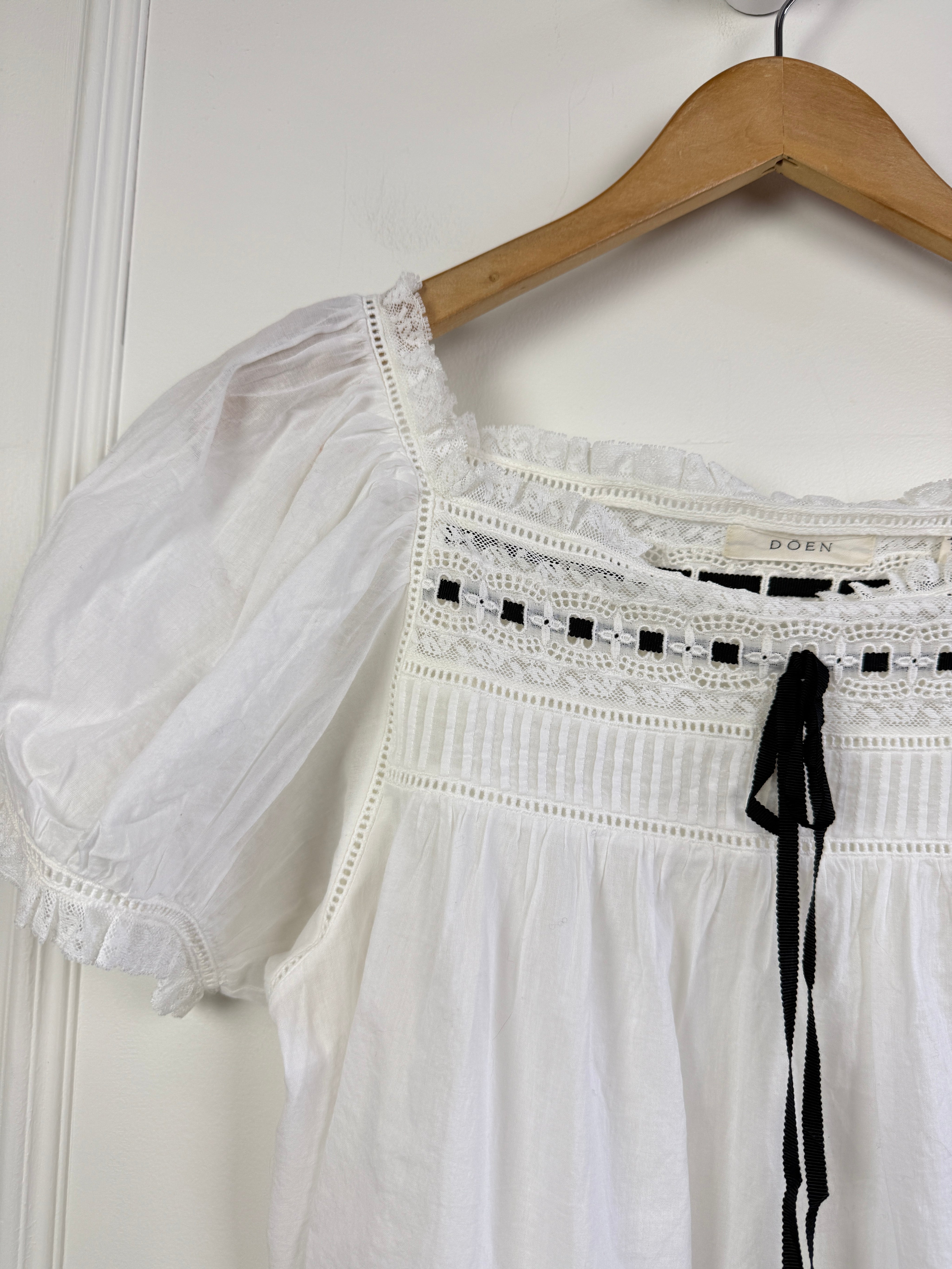 Doen Puff Sleeve Top (M)