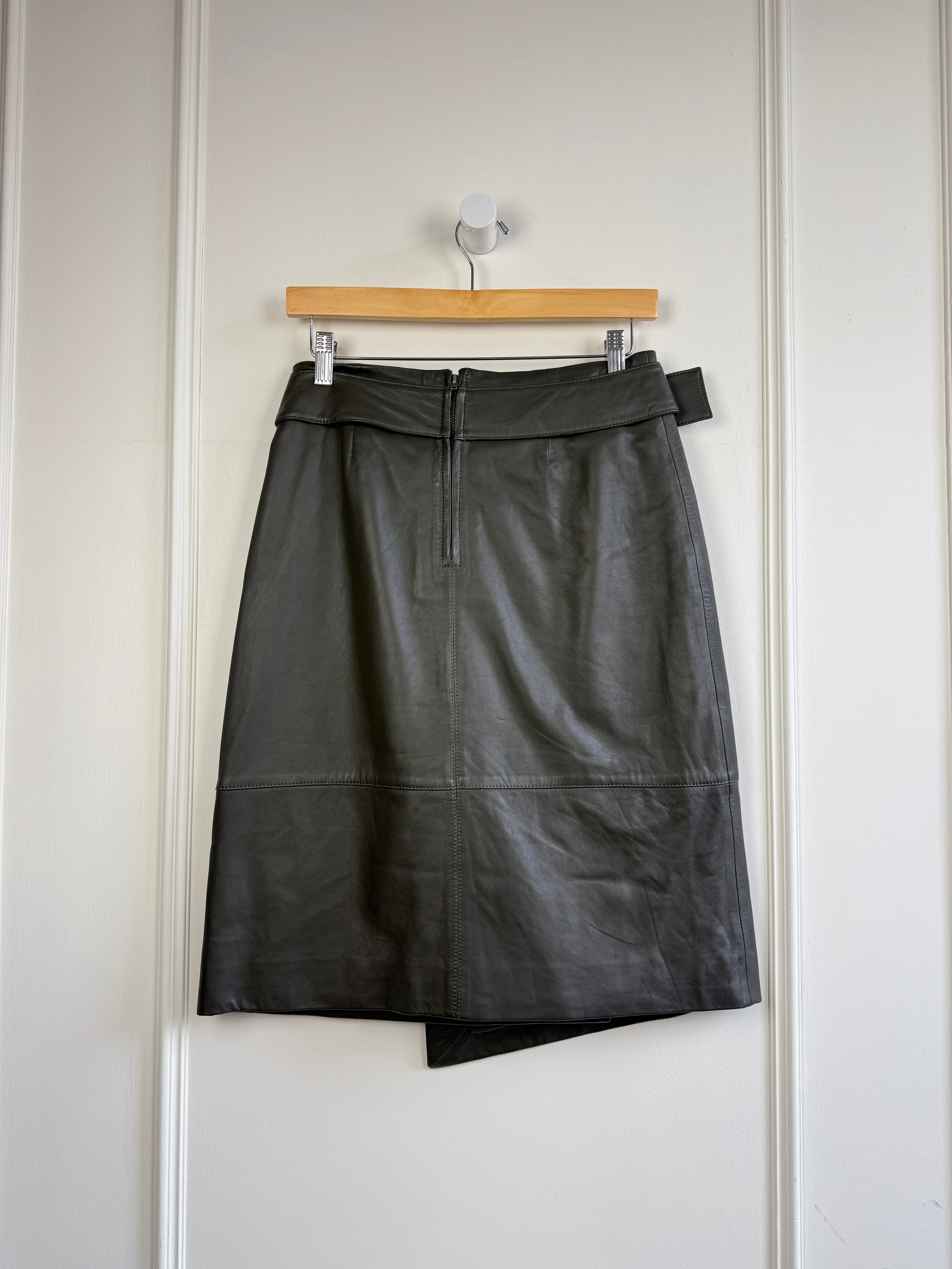 Ecru Leather Skirt (6/M)