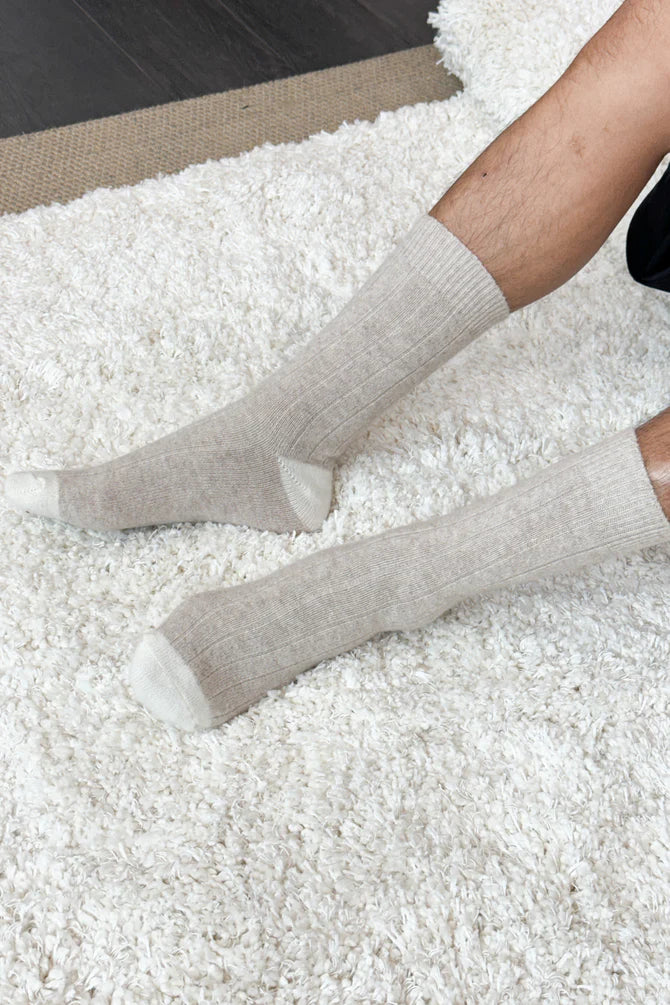 Le Bon Shoppe - Extended Classic Cashmere Socks | Fawn