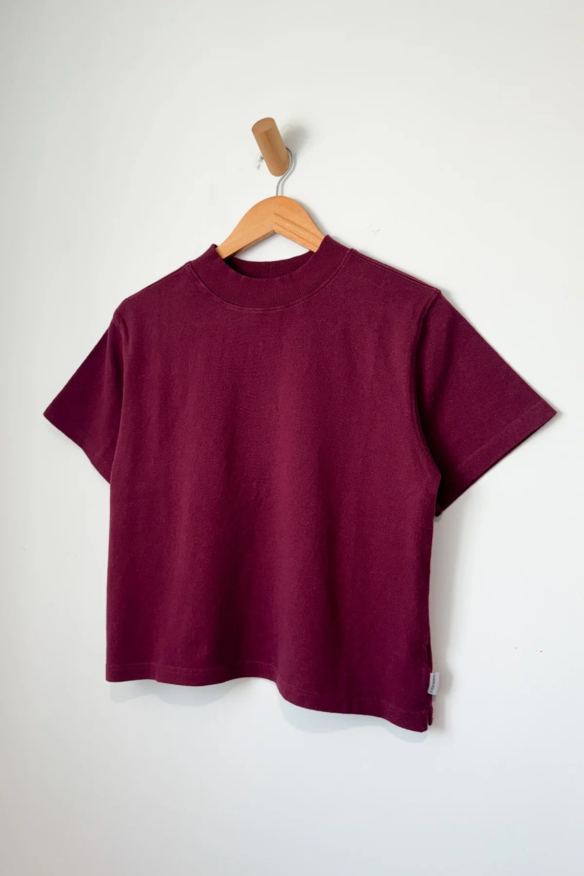 Le Bon Shoppe - Sunset Mock Neck Tee | Cabernet