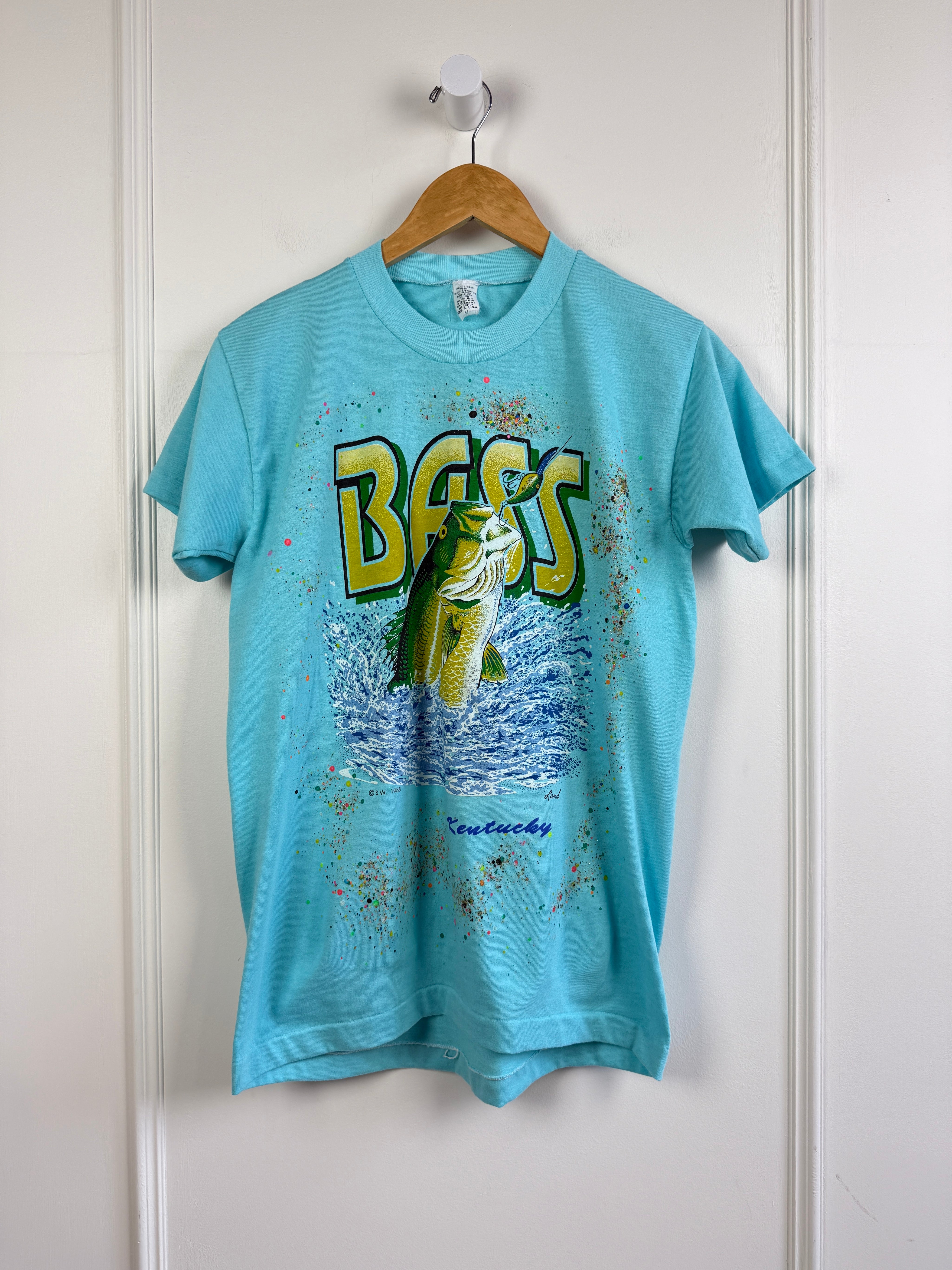 Vintage Bass Fish Tee (S)