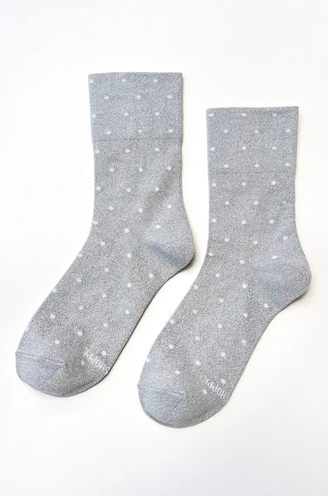 Le Bon Shoppe - Lurex Patterned Sneaker Socks | Polka Dot Silver/White