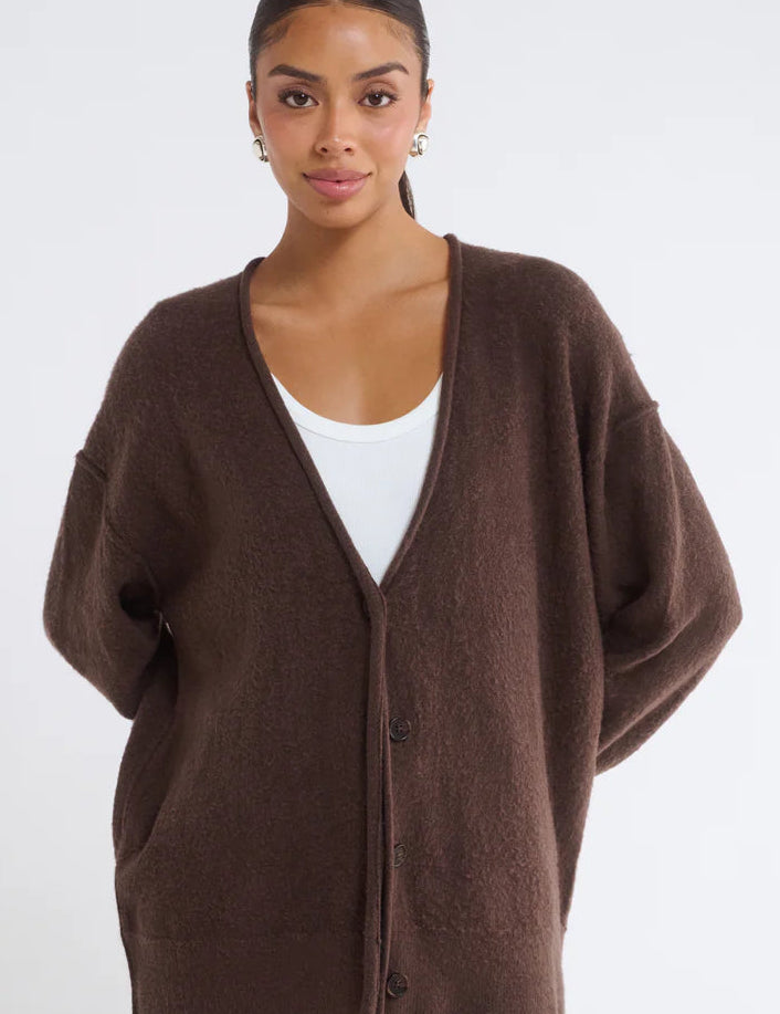 Longline_Cardigan_Espresso_017.webp