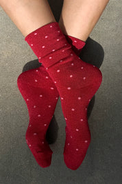 Le Bon Shoppe - Lurex Patterned Sneaker Socks | Red/Pink