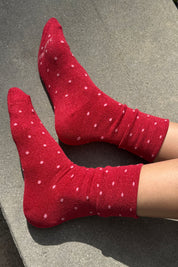 Le Bon Shoppe - Lurex Patterned Sneaker Socks | Red/Pink