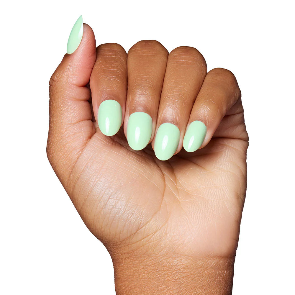 Glamnetic - Mint Green Short Oval Nails