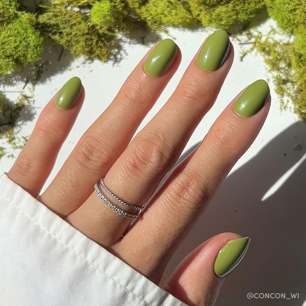 Glamnetic - Moss Green Short Oval