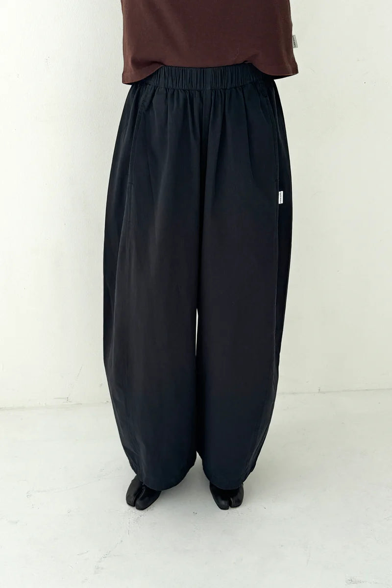 Le Bon Shoppe - Parachute Pants | Black